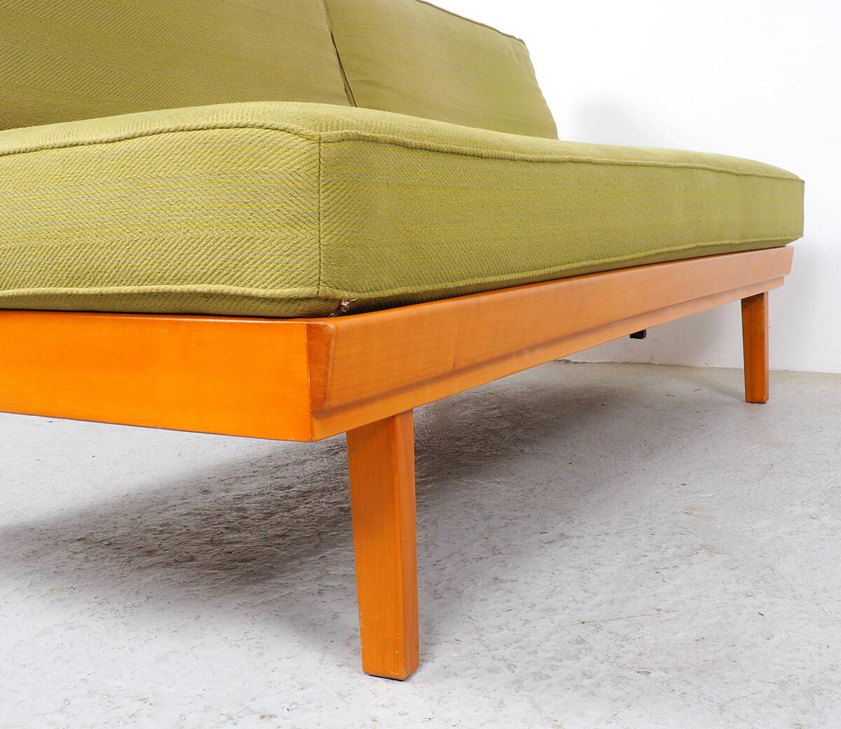 Antimott Cherry Daybed by Wilhelm Knoll, 1960s