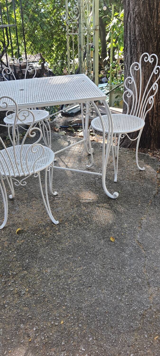 Vintage garden furniture