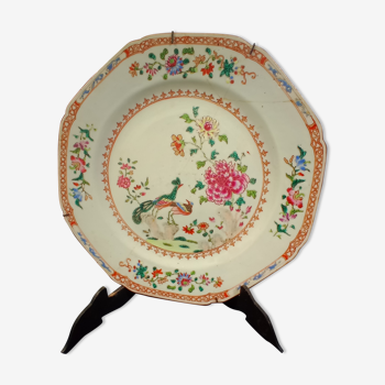 Assiette japonaise en porcelaine Imari 19eme, de la famille des roses.