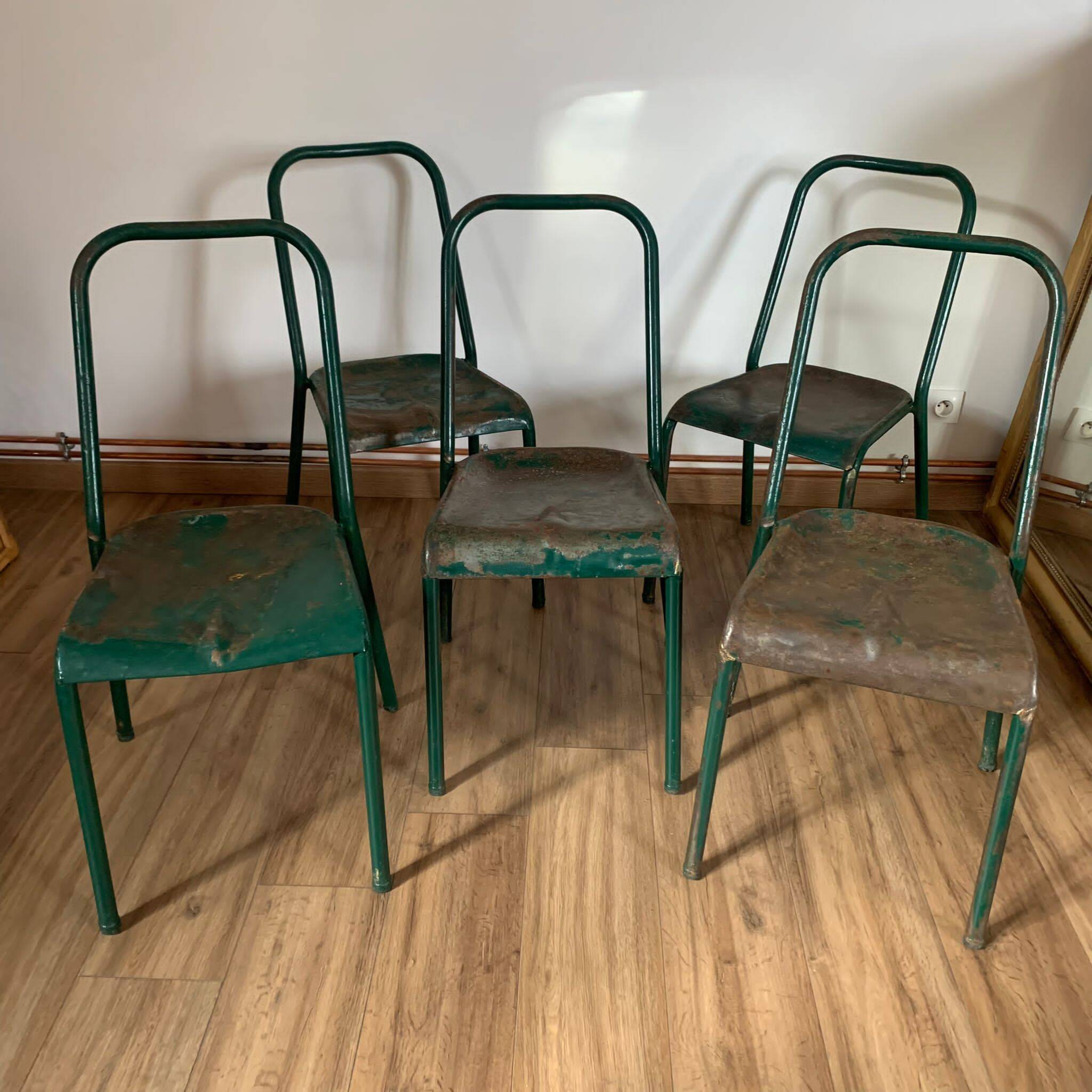 Set of 5 green chairs