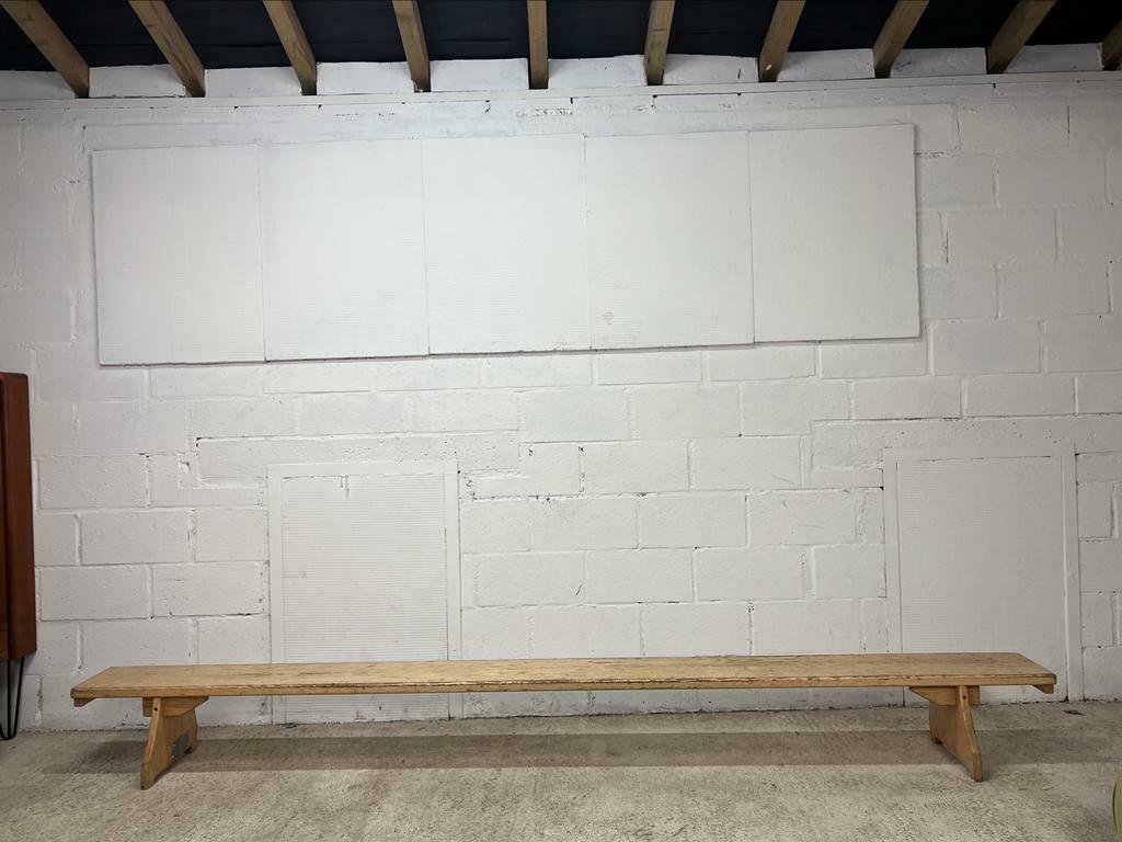 vintage XL low sofa / gym / school bench