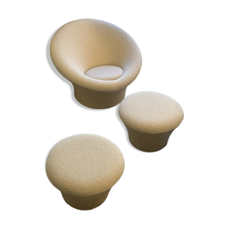 Fauteuil et 2 ottomans ‘mushroom n°560’ de Pierre Paulin 1959, éditions anciennes années 60