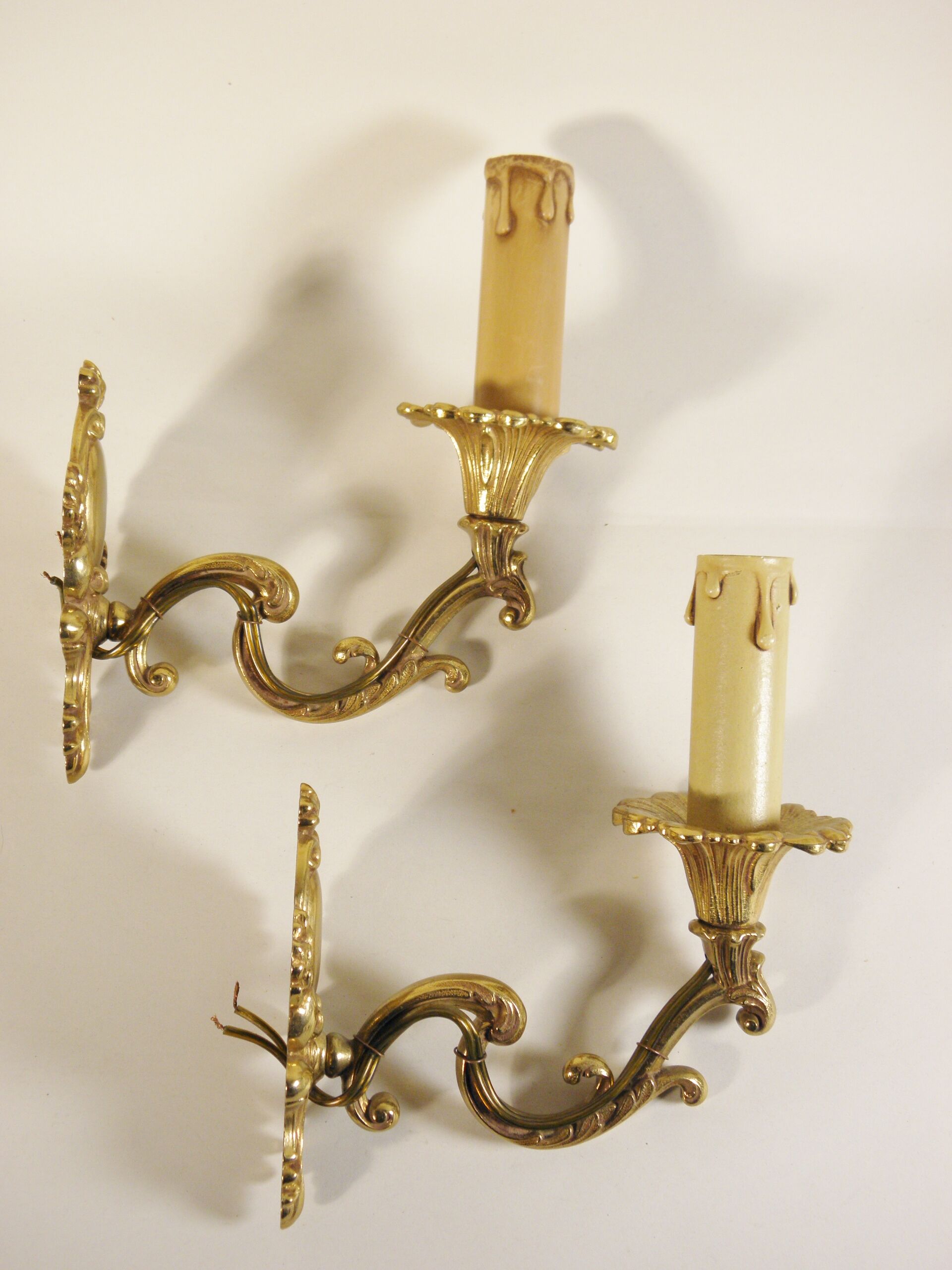 Paire d'appliques en bronze doré