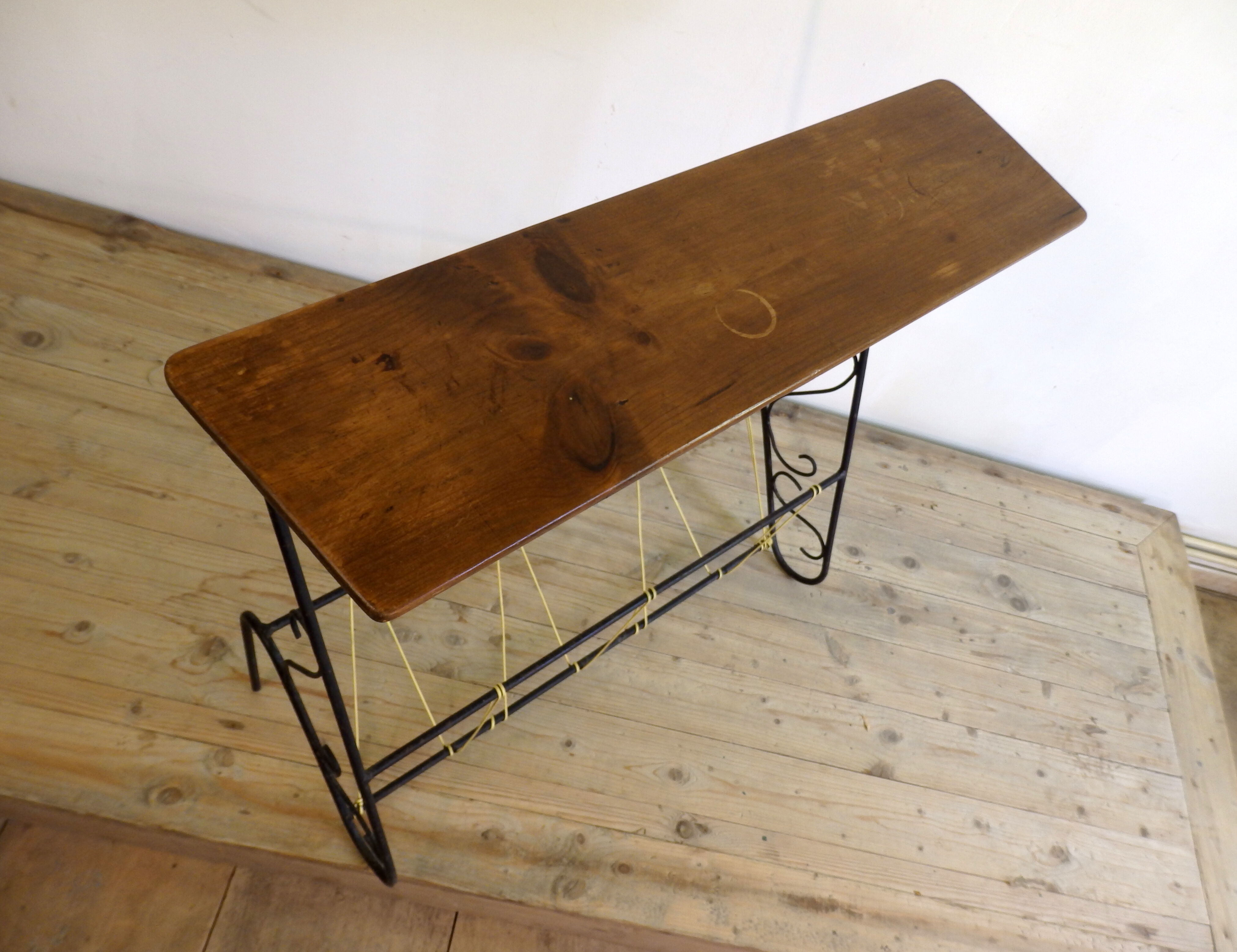 Magazine rack Scoubidou