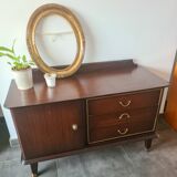 Enfilade en bois foncé et finitions laiton pieds compas