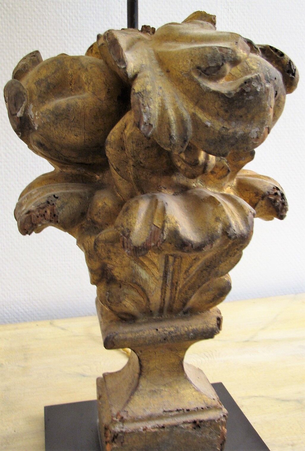 Golden late 18th century wooden lamp