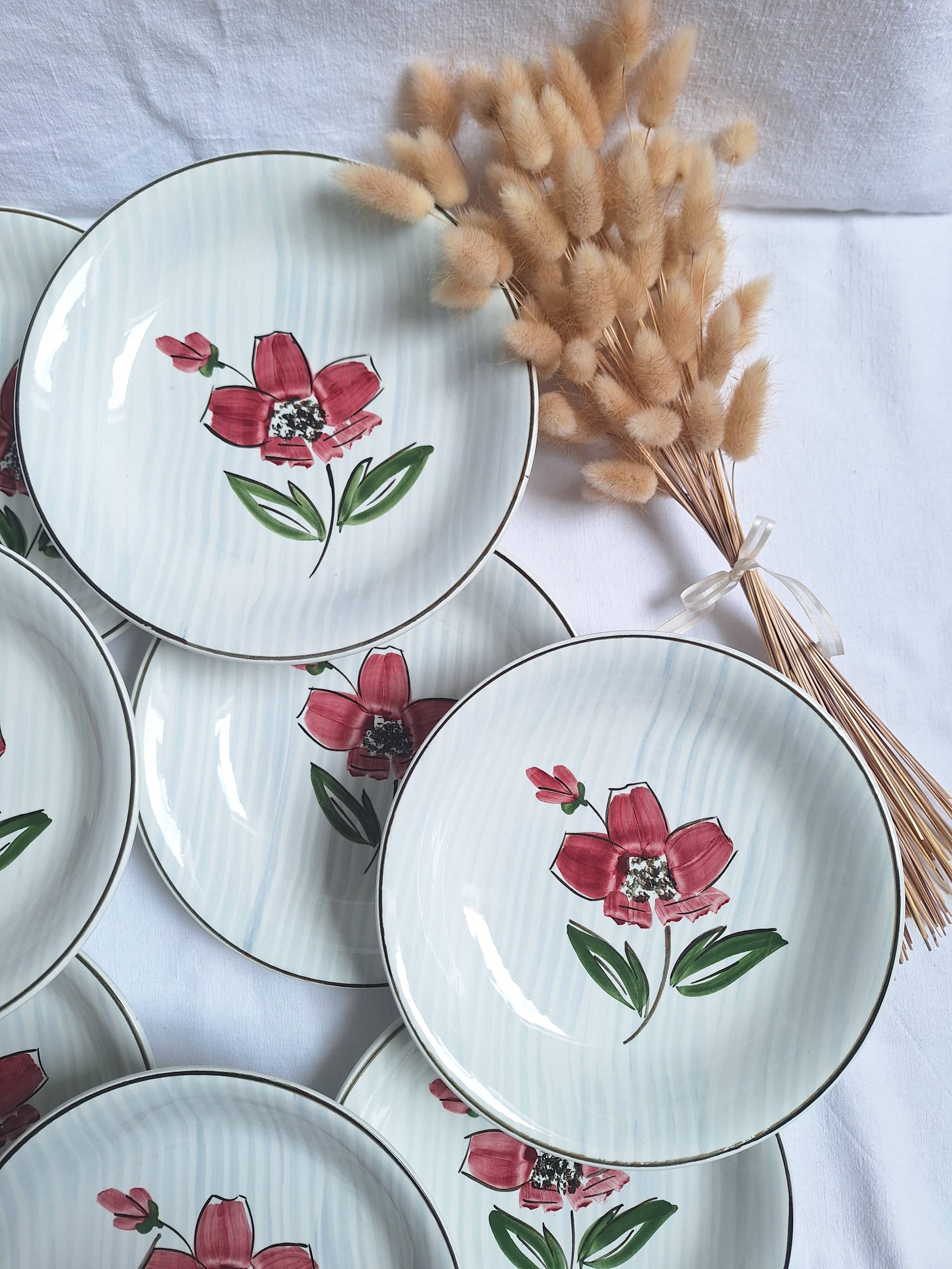 Deep plates / Salad plates with flower design, Sarreguemines model Emilie
