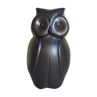 Potter's owl signed in vintage black ceramic