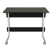 Petite table sur roulettes années 70