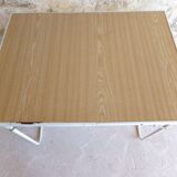 Folding camping table