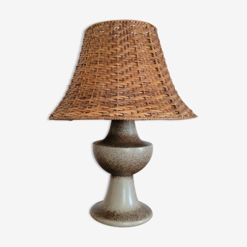 Lampe en grès et rotin