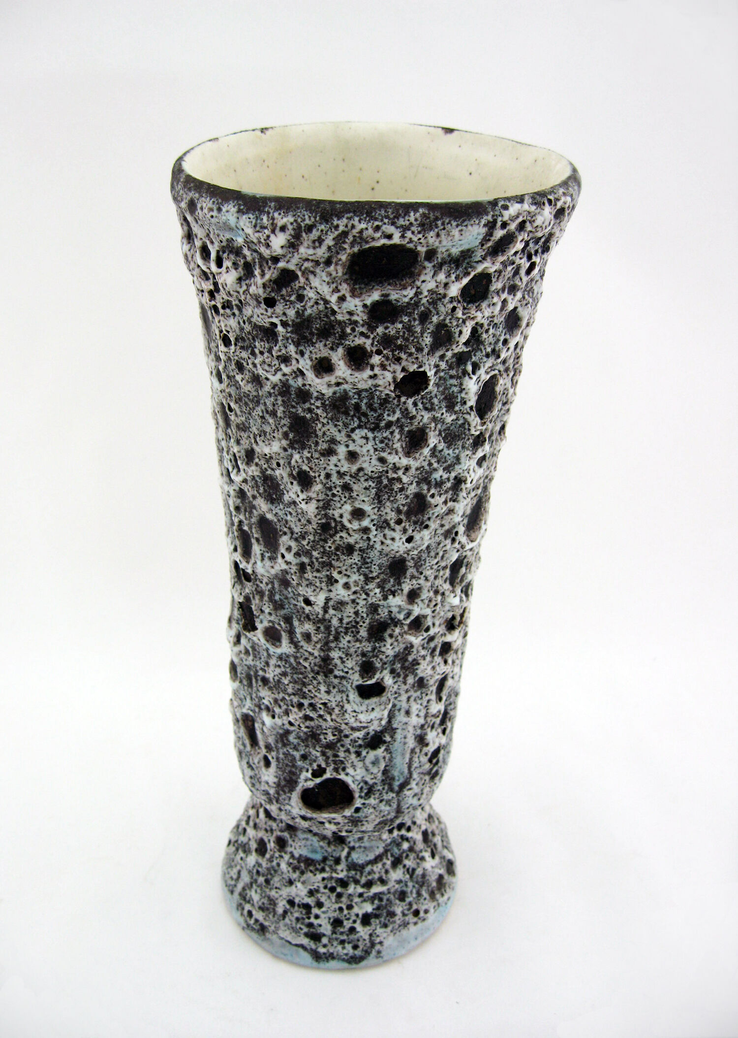 Matte ceramic vase - black and white Fat Lava décor - Annette Roux Vallauris - vintage 60s