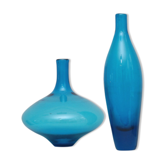 Duo of Axel Mørk vases in blue glass