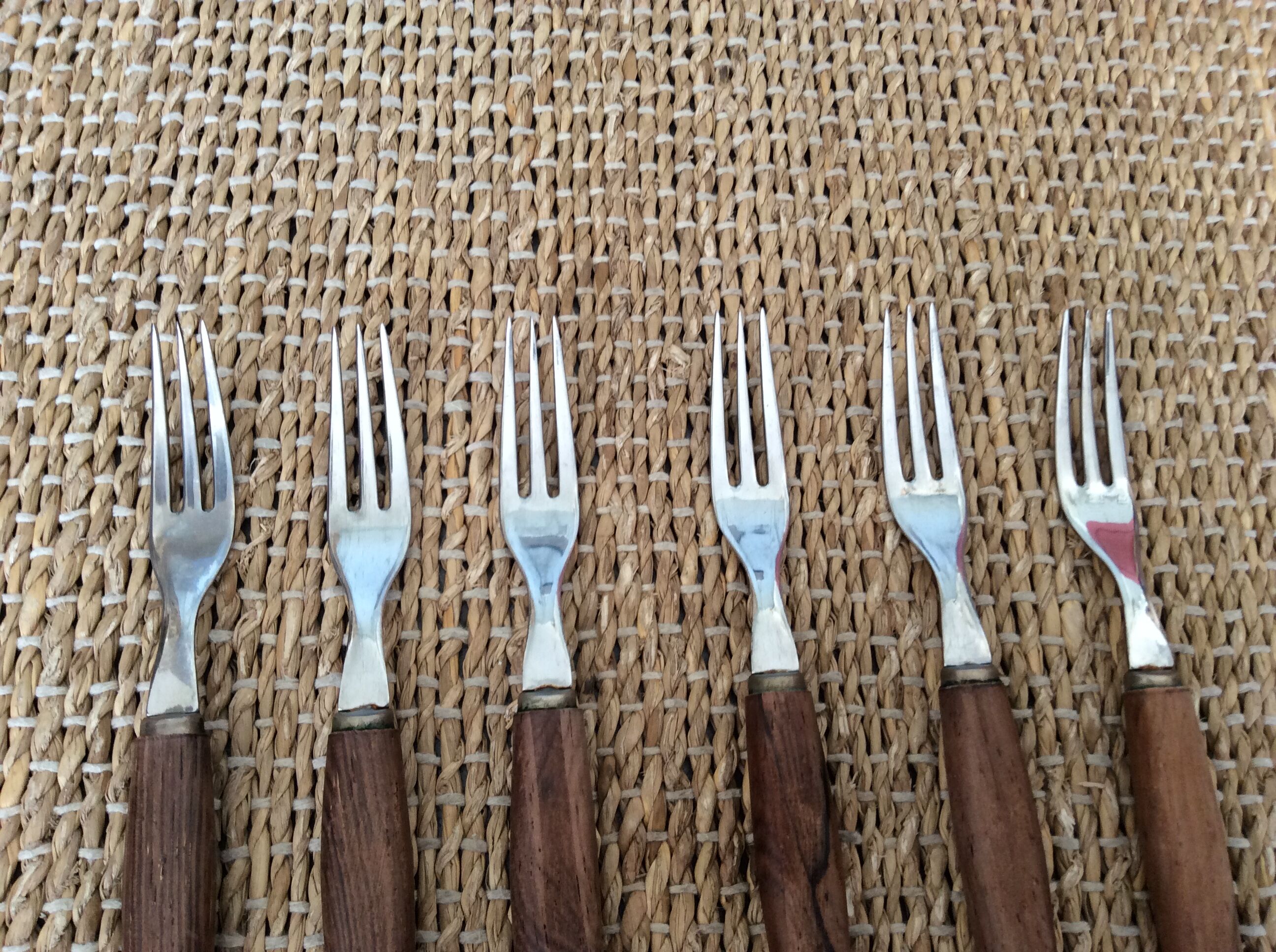 6 forks