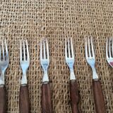 6 forks
