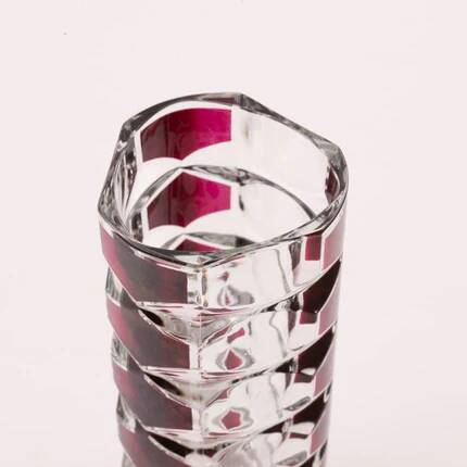 Vase en verre épais rubis style art déco