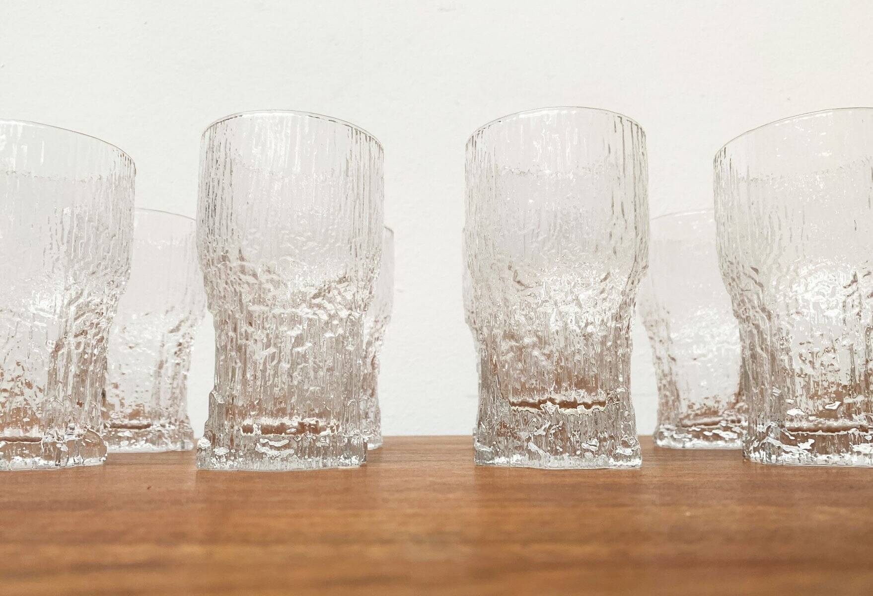 Mid-century Finnish Verres Aslak by Tapio Wirkkala for Iittala, set of 8.