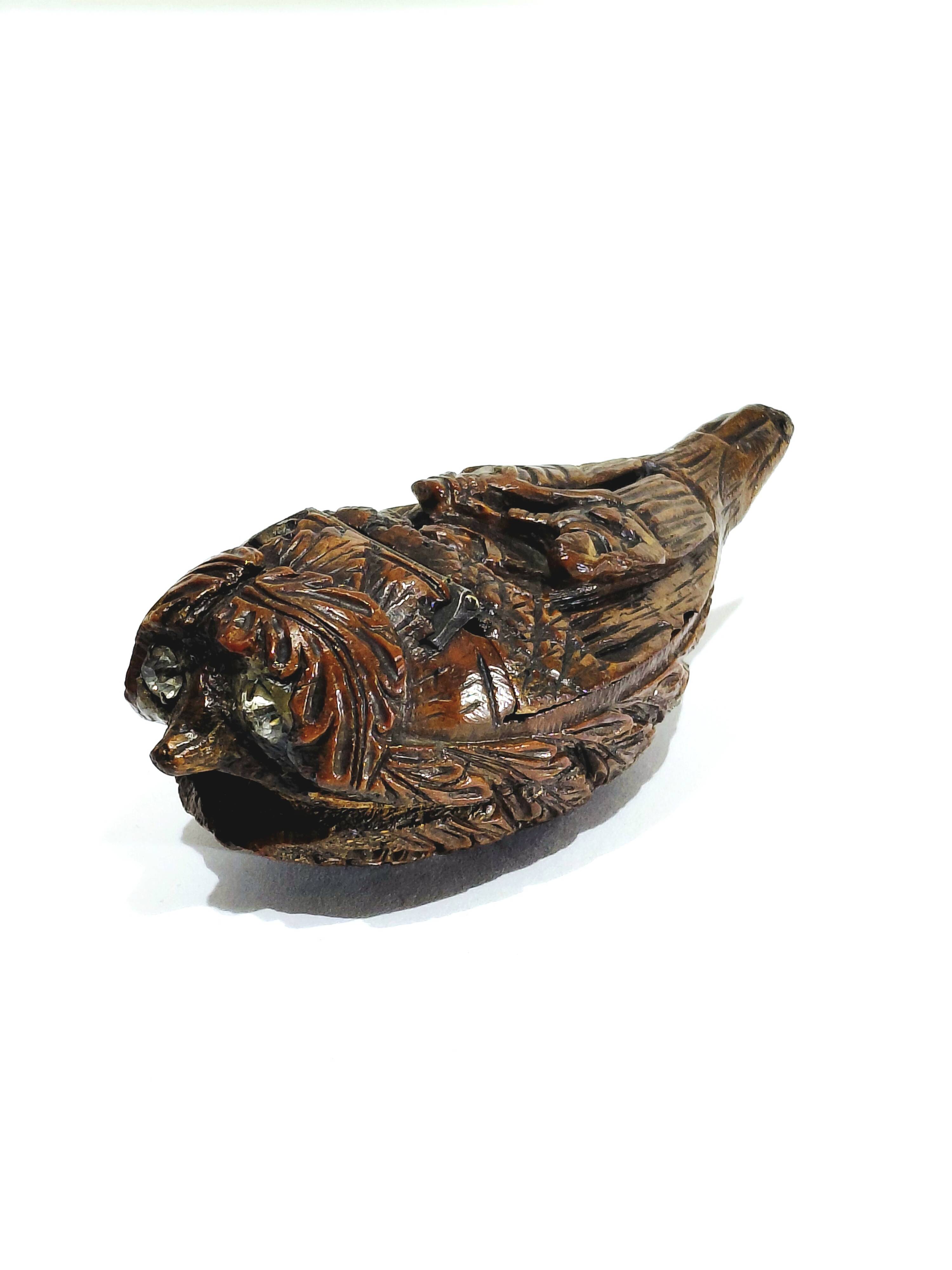 FOLK ART - WOODEN TOBACCO BOX