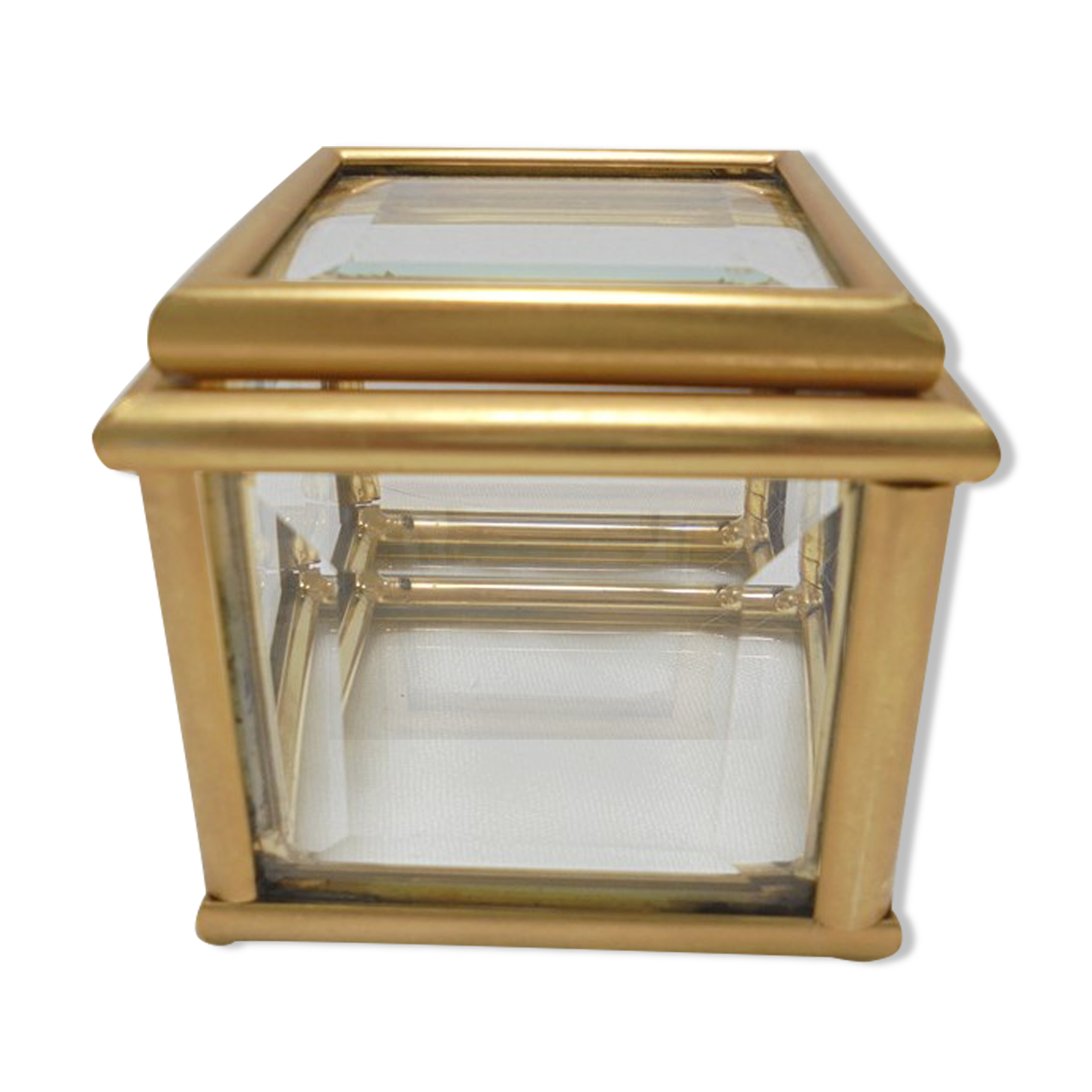 Small jewelry box