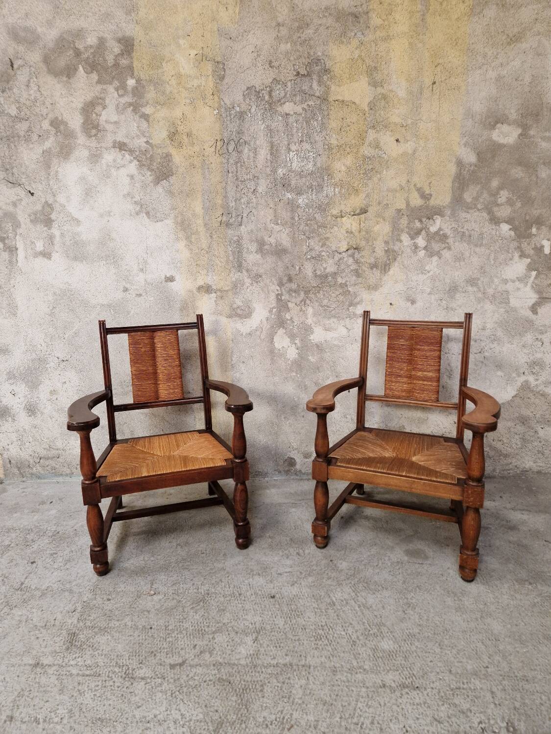 Paire de fauteuils néo-basque