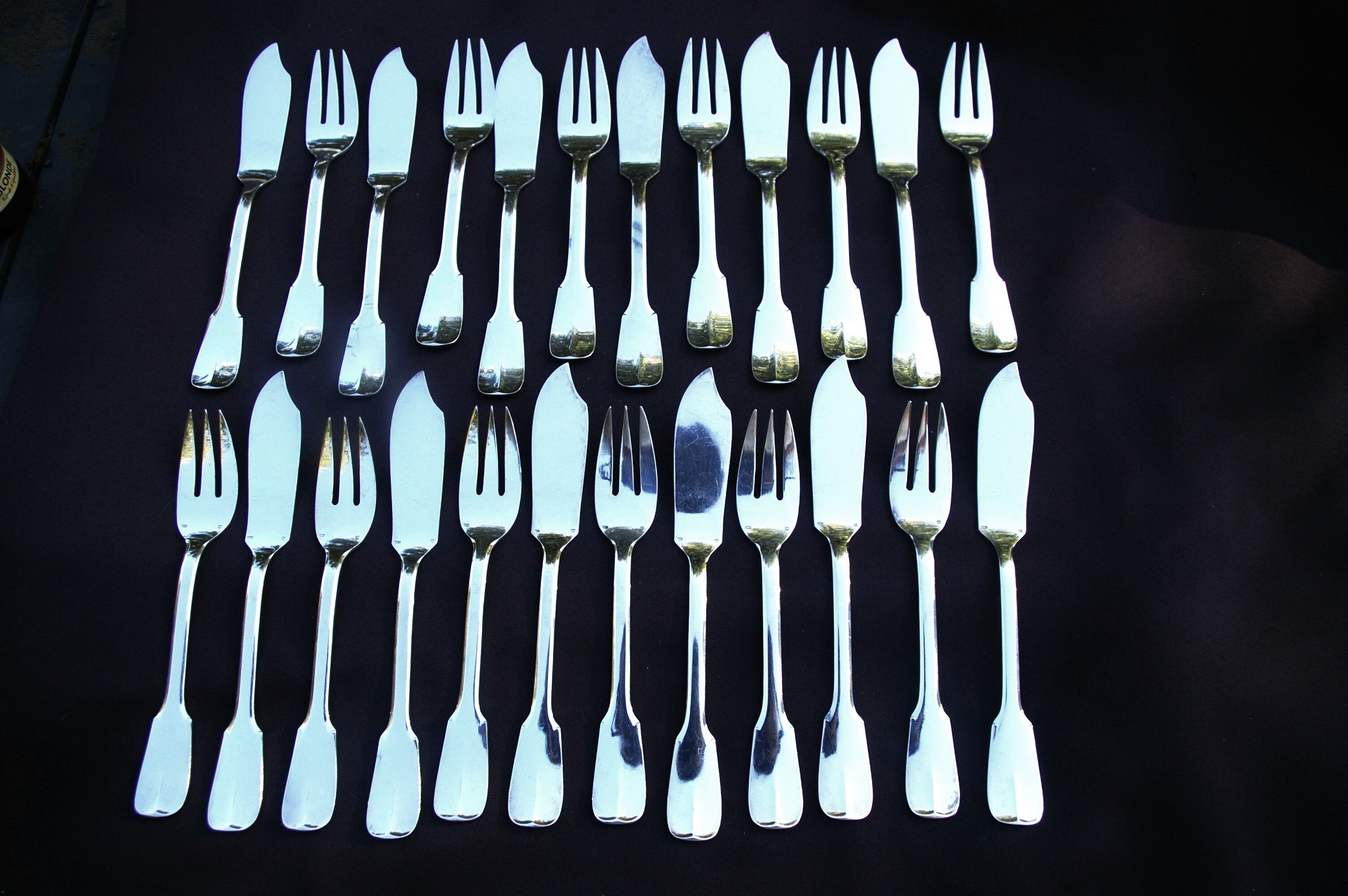 12 fish cutlery in silver metal uniplat cluny