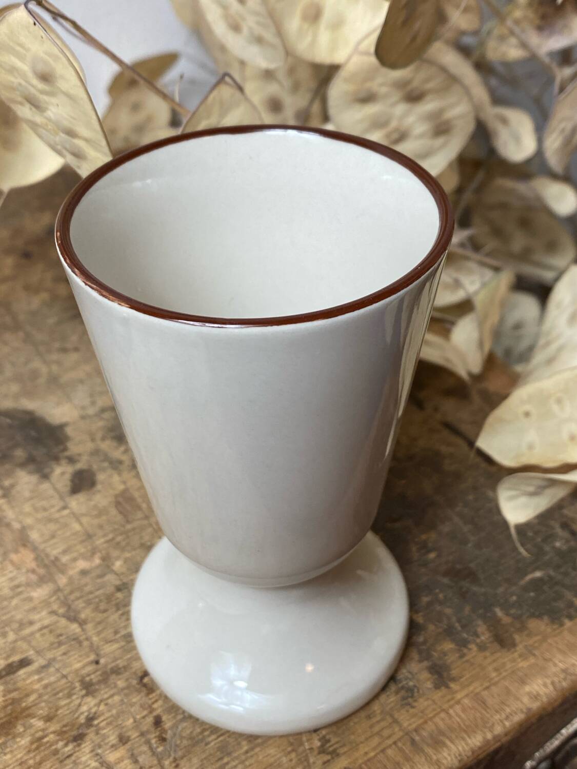 Pair of stoneware mazagrans, poppy decoration