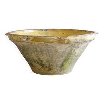 Antique Tian Bowl with Yellow Glaze