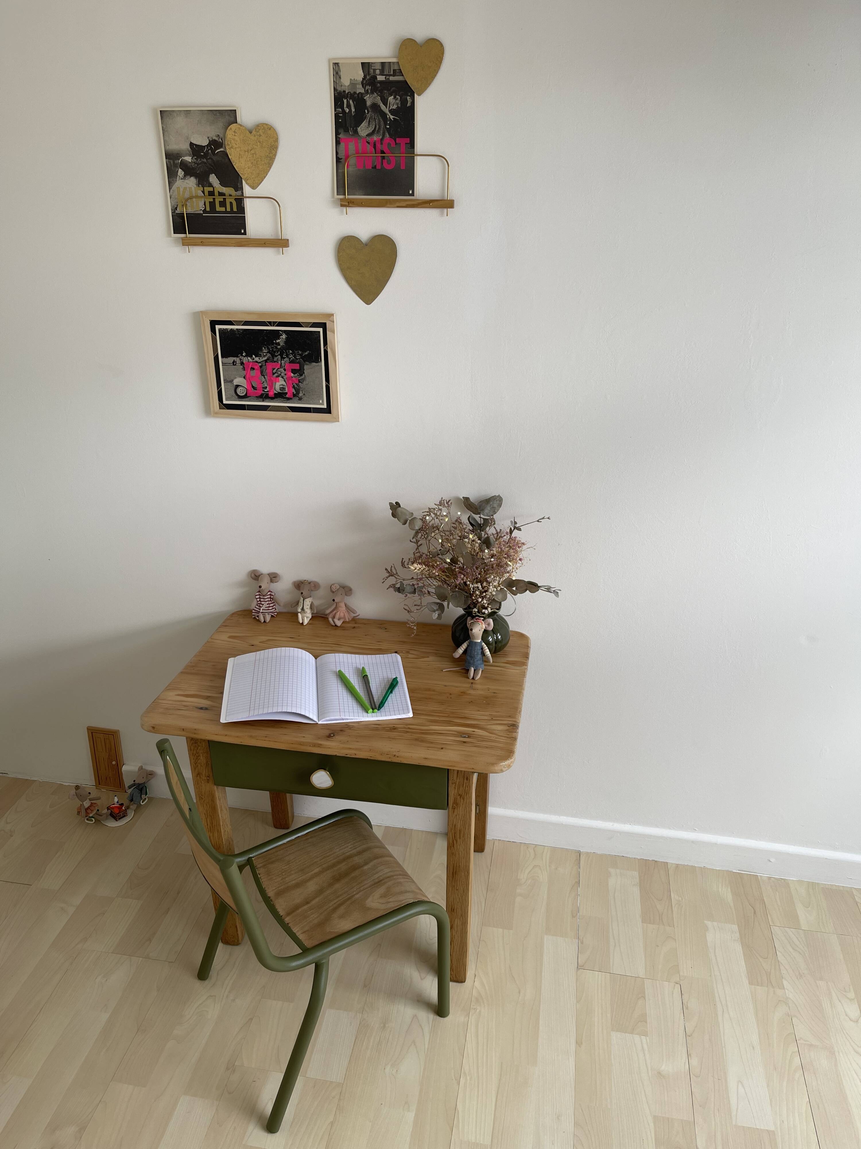 School desk