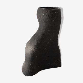 Meander Granite Vase - Sophie Parachey