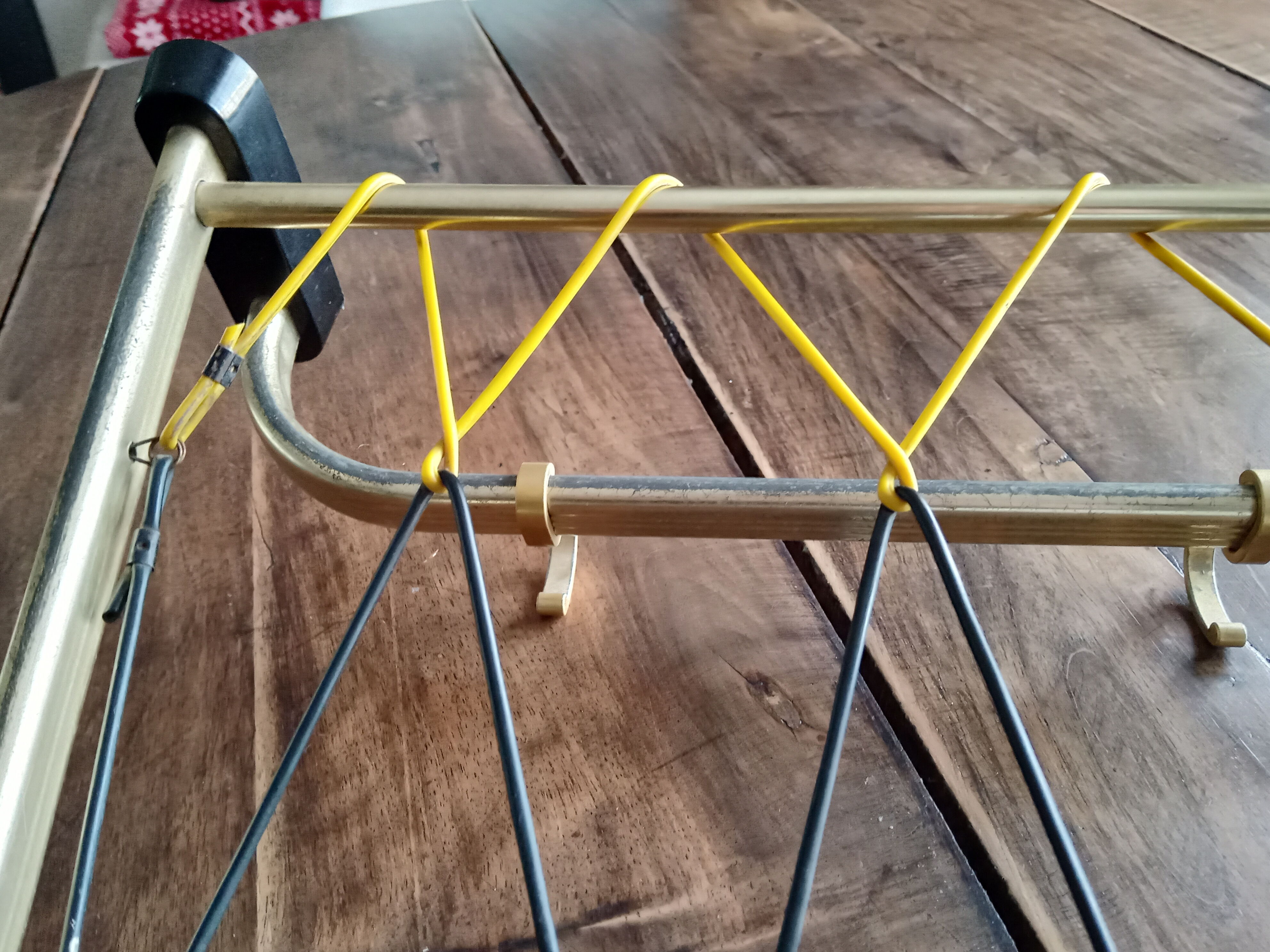 Vintage 70s coat rack in gold aluminum 4 crochets with scoubidou hats