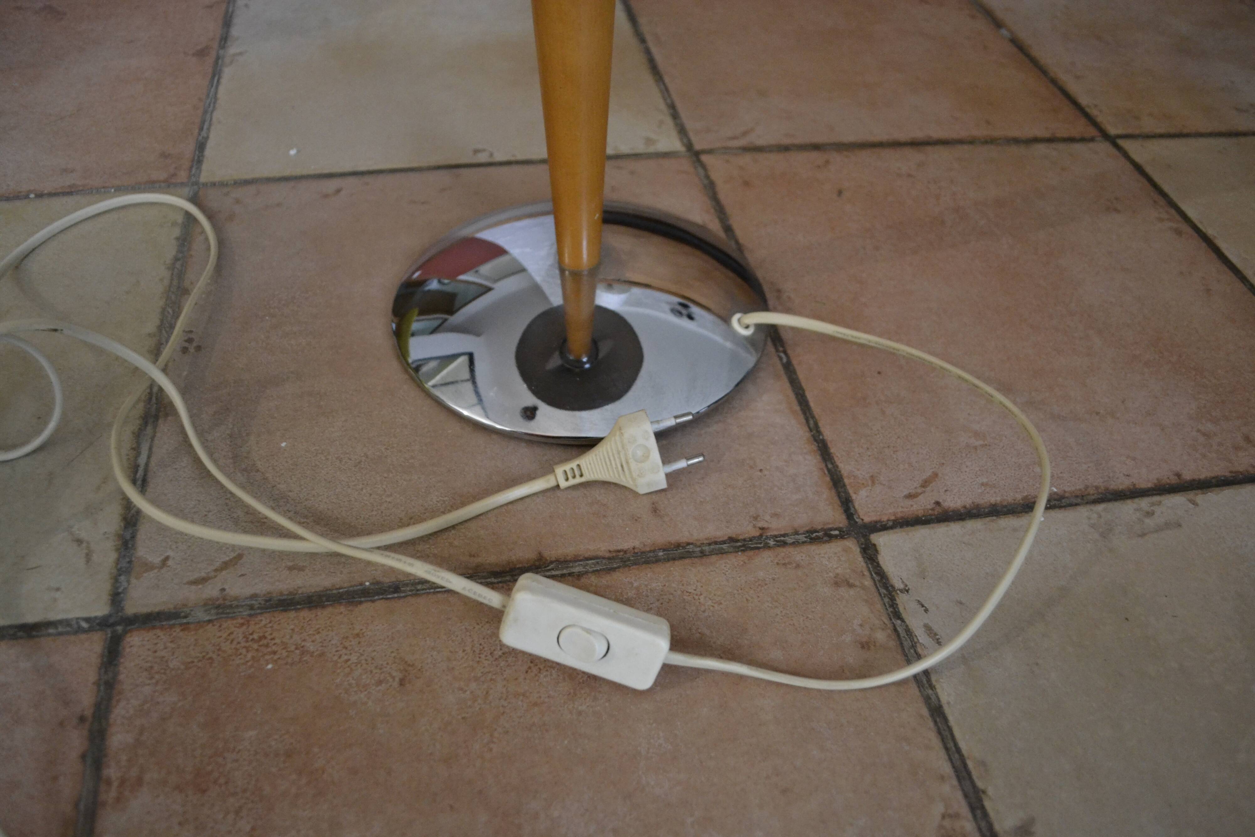 Liner or mushroom lamp