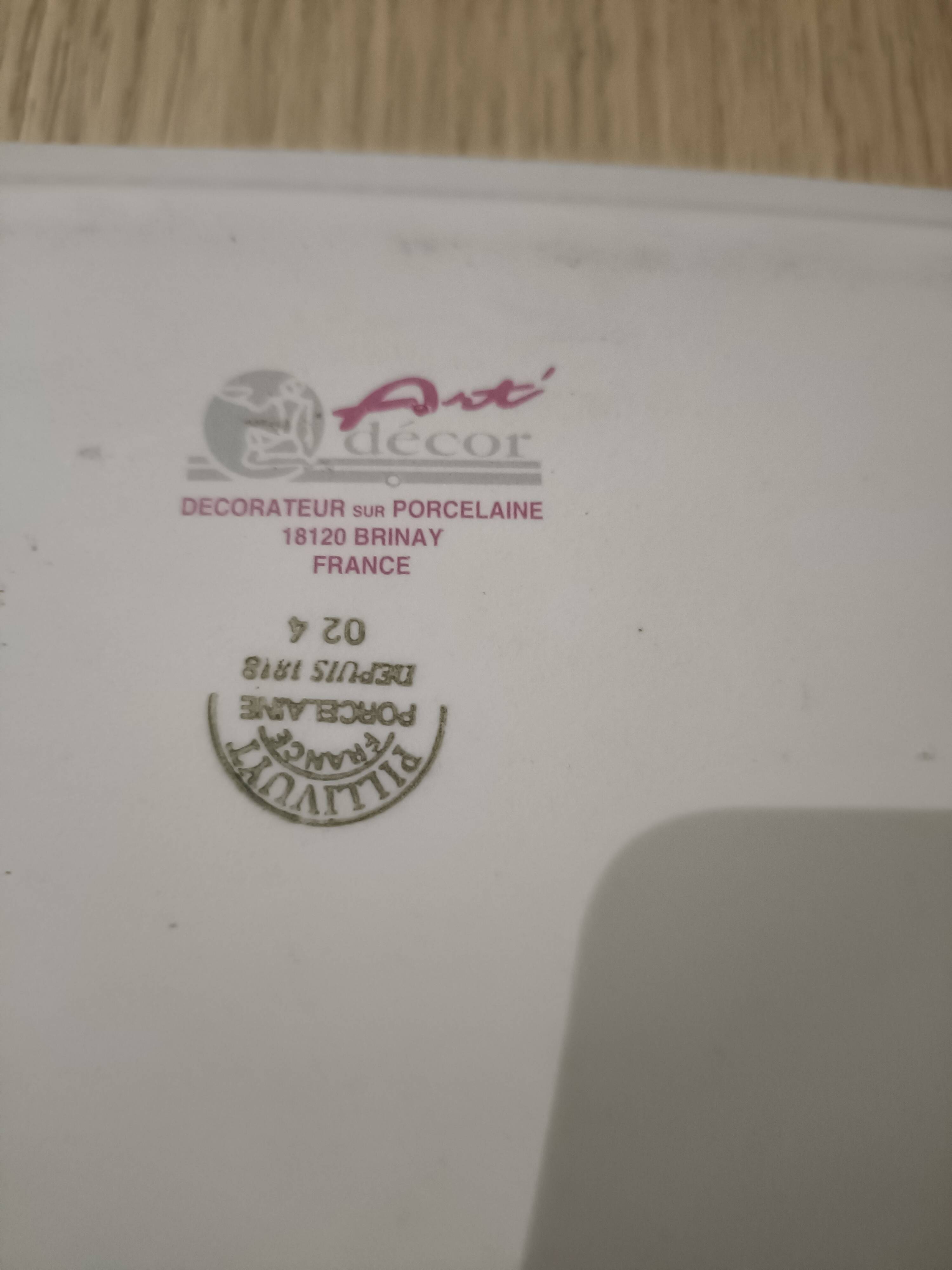 Pillivuyt porcelain cake dish