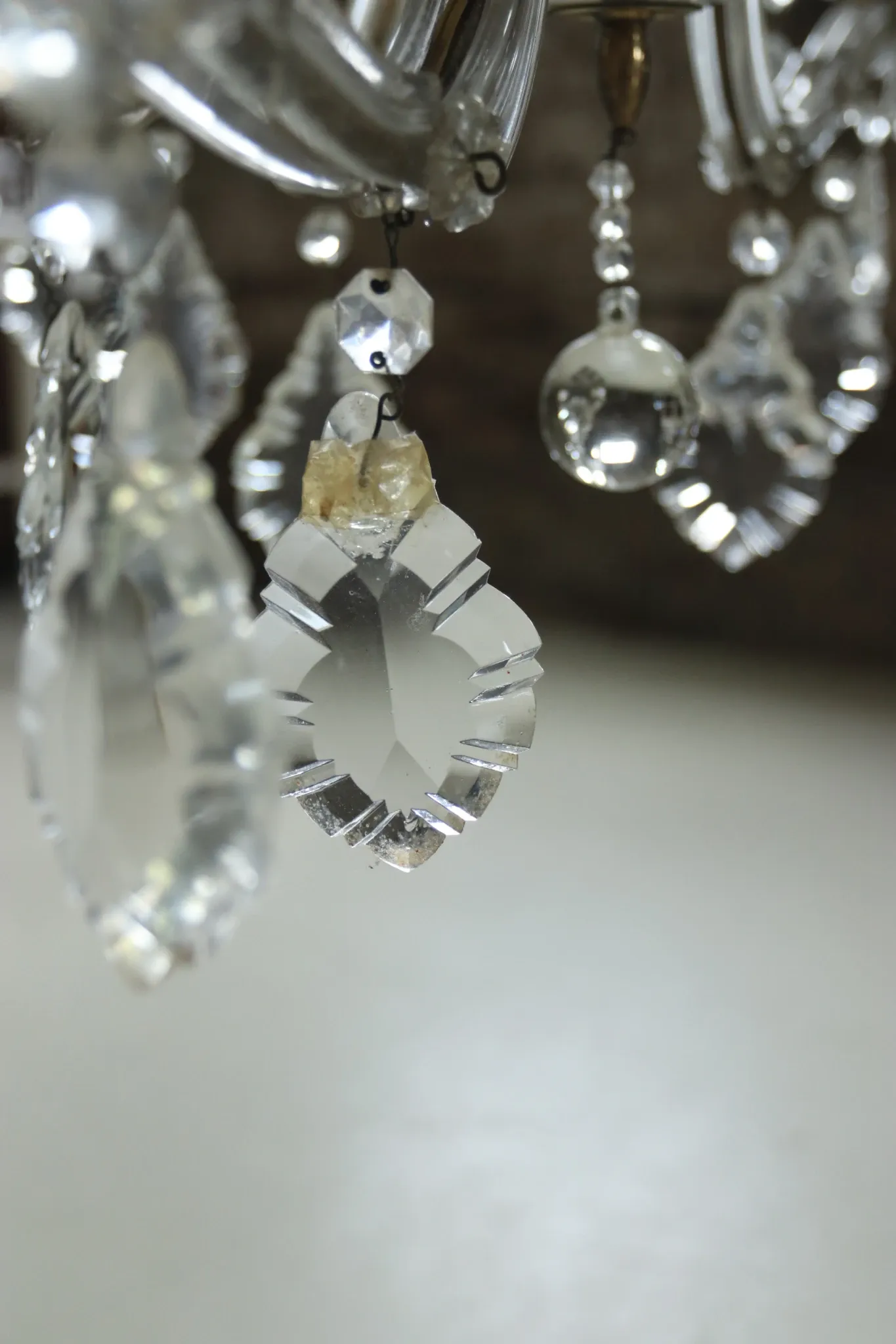 Maria Theresa crystal chandelier with leaf drops, 6 lights, mid-20th c.