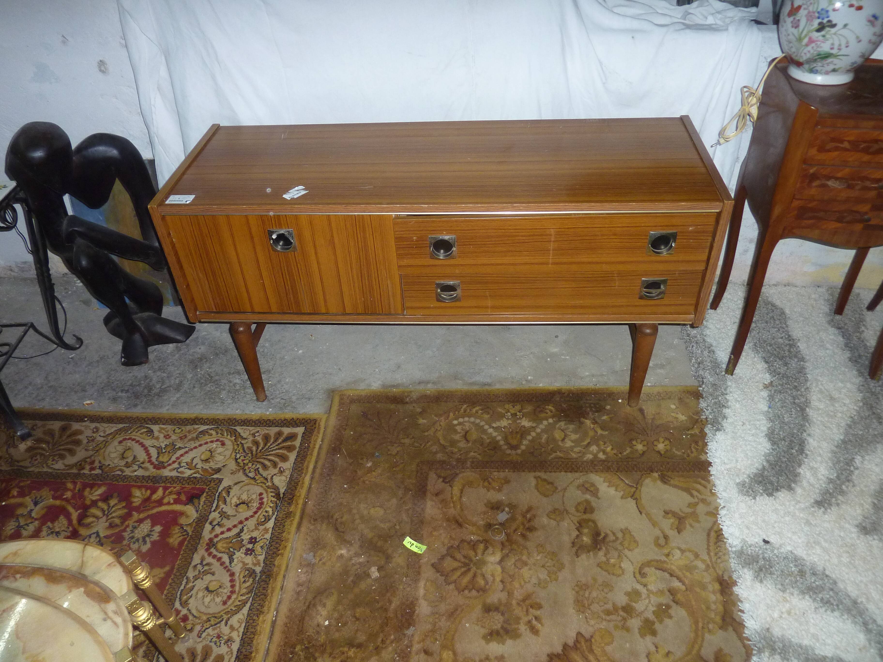 Scandinavian enfilade