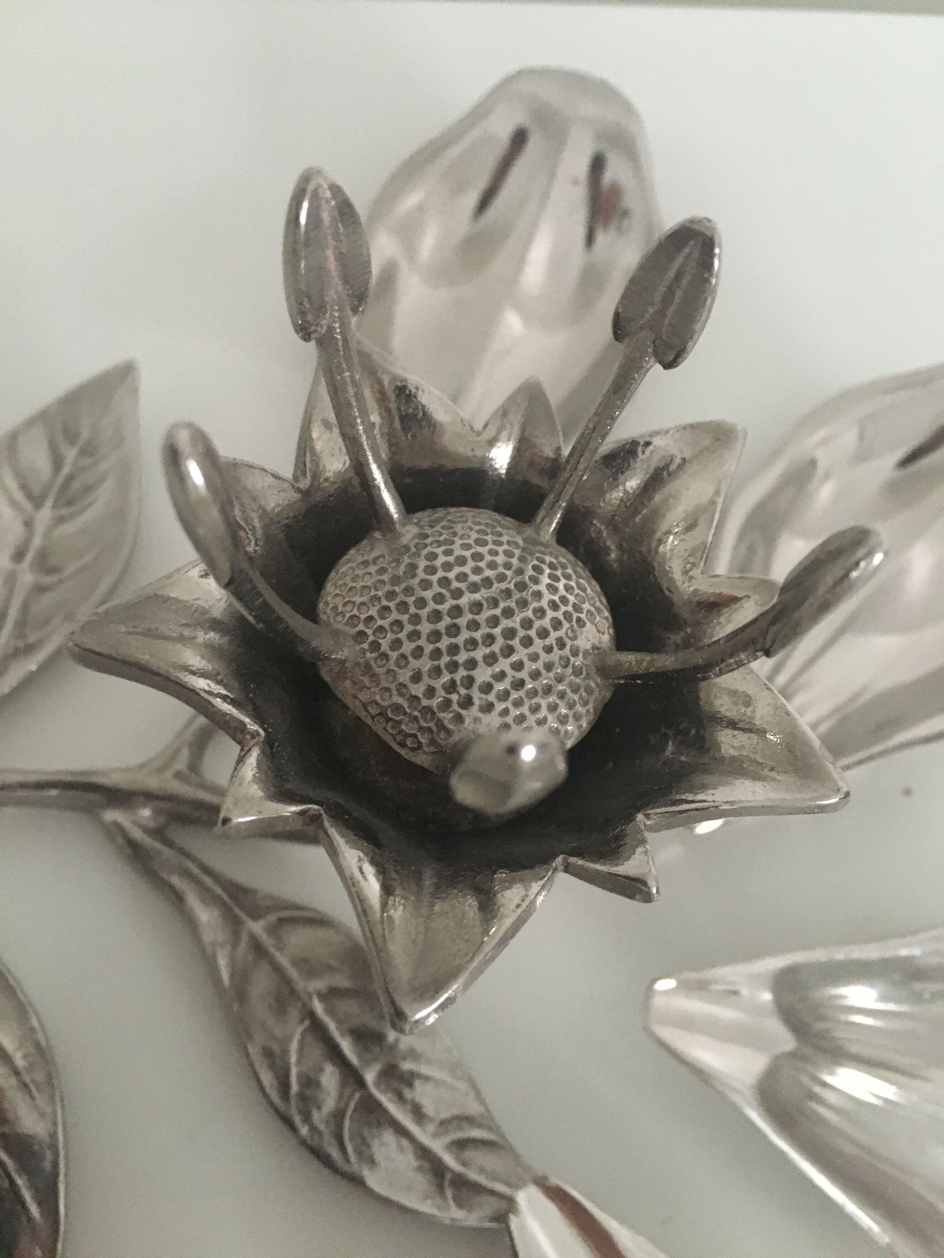 Flower ashtray on chrome stem with 5 removable ashtray petals