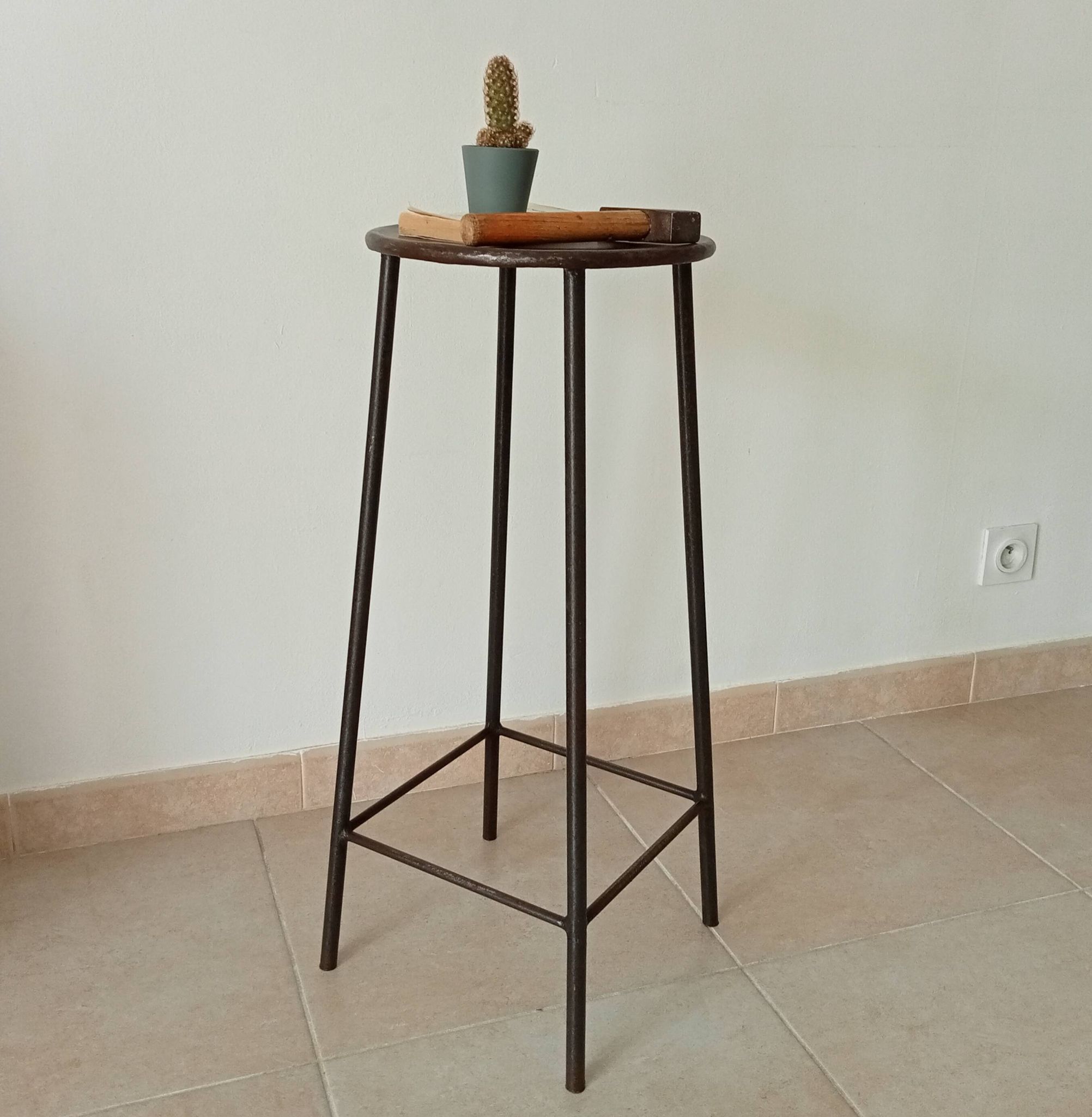 Brutalist high stool from the 1960s in solid steel.