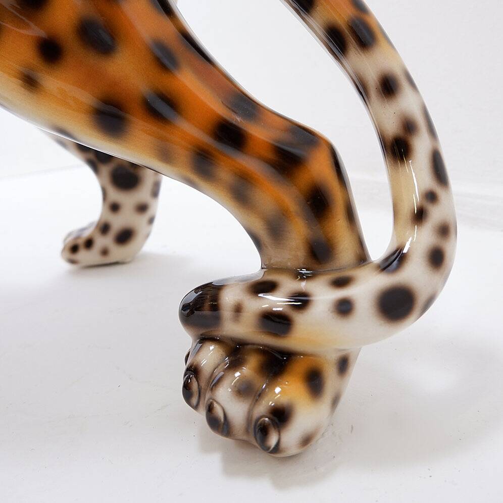 Ceramic sculpture of a leopard by "Ceramiche Boxer" - Italy