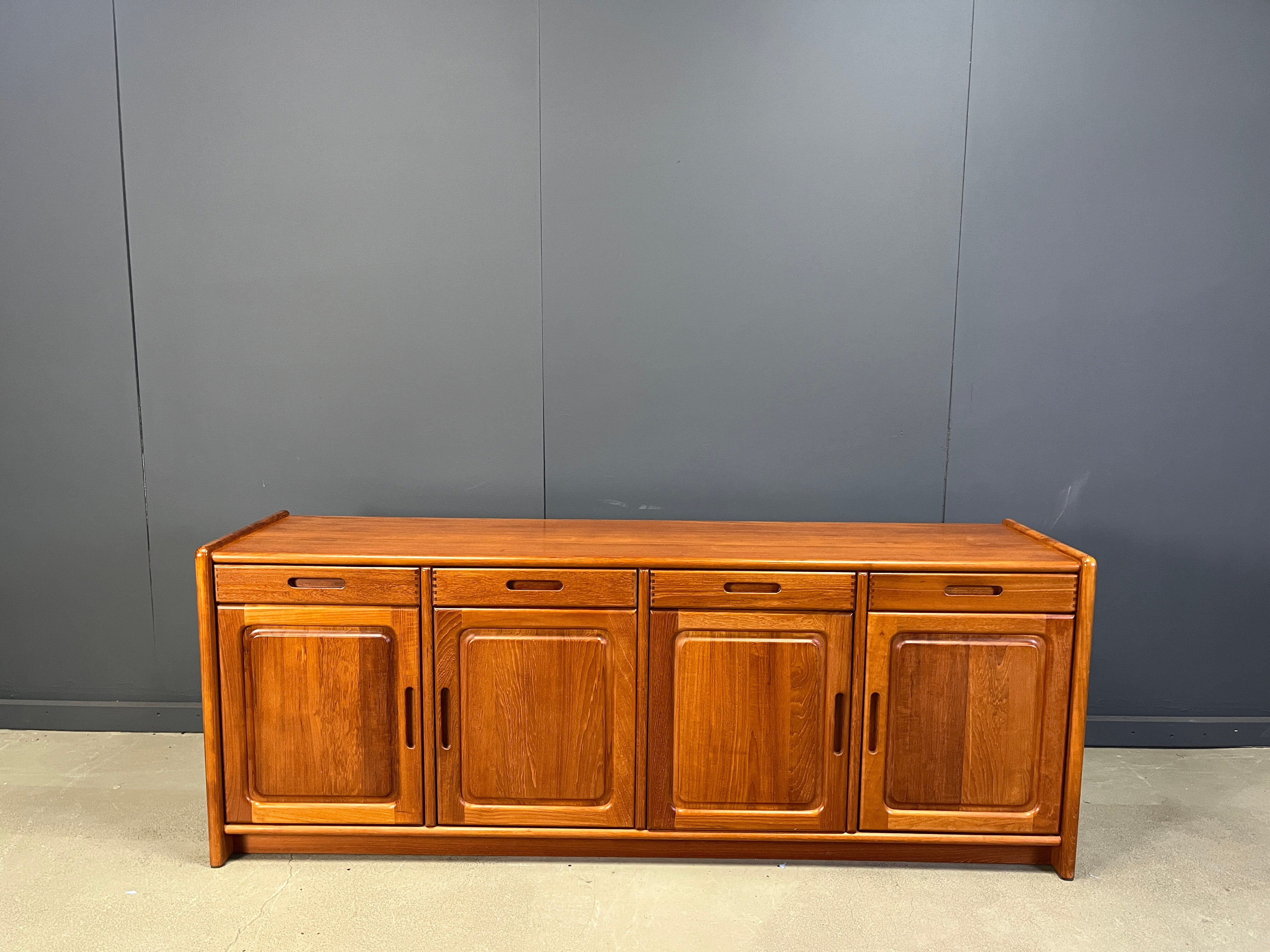 Mid-century Scandinavian credenza by Dyrlund, 1960s