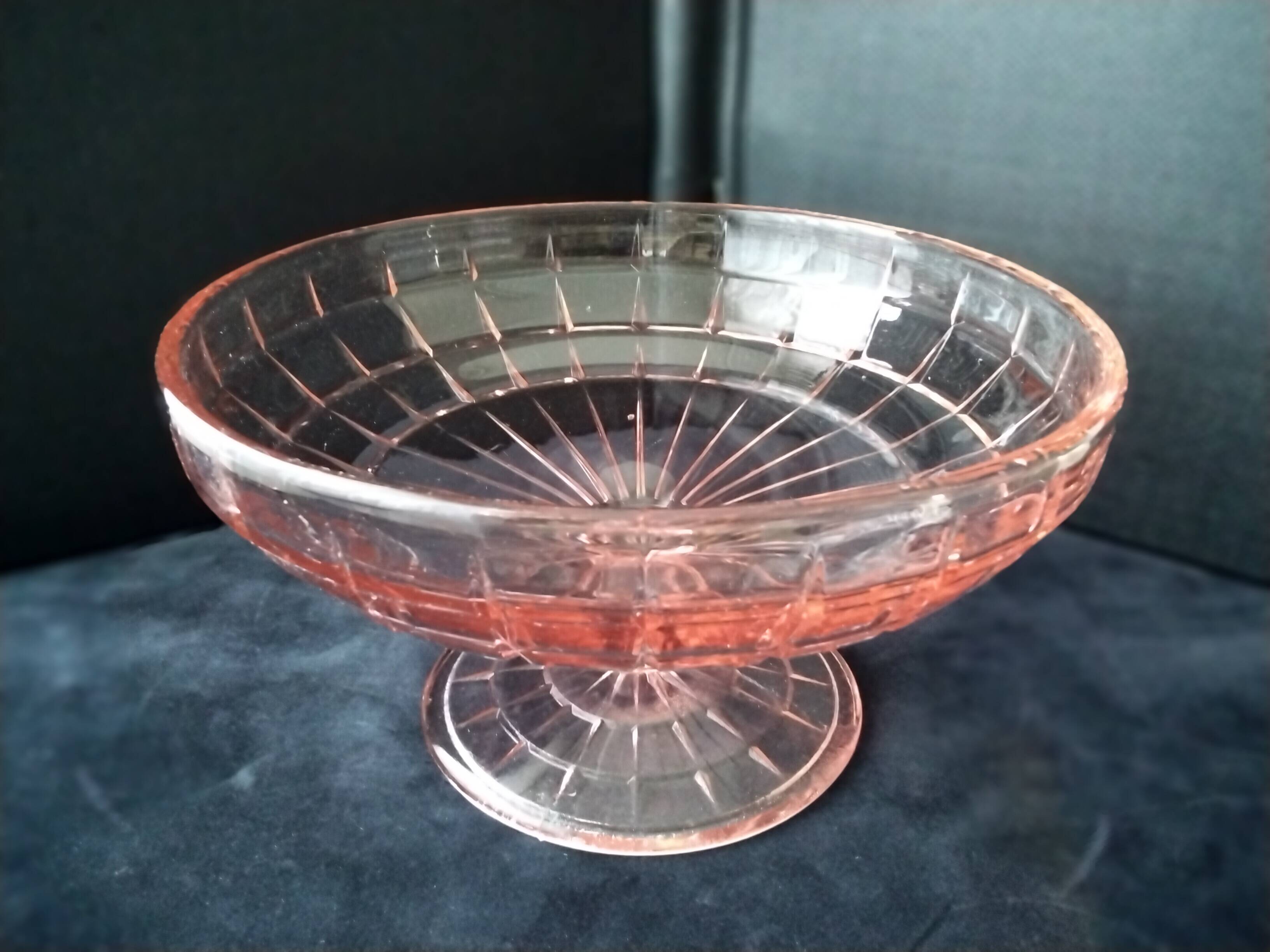 Footed bowl, pressed glass compote in pink Art Deco style.