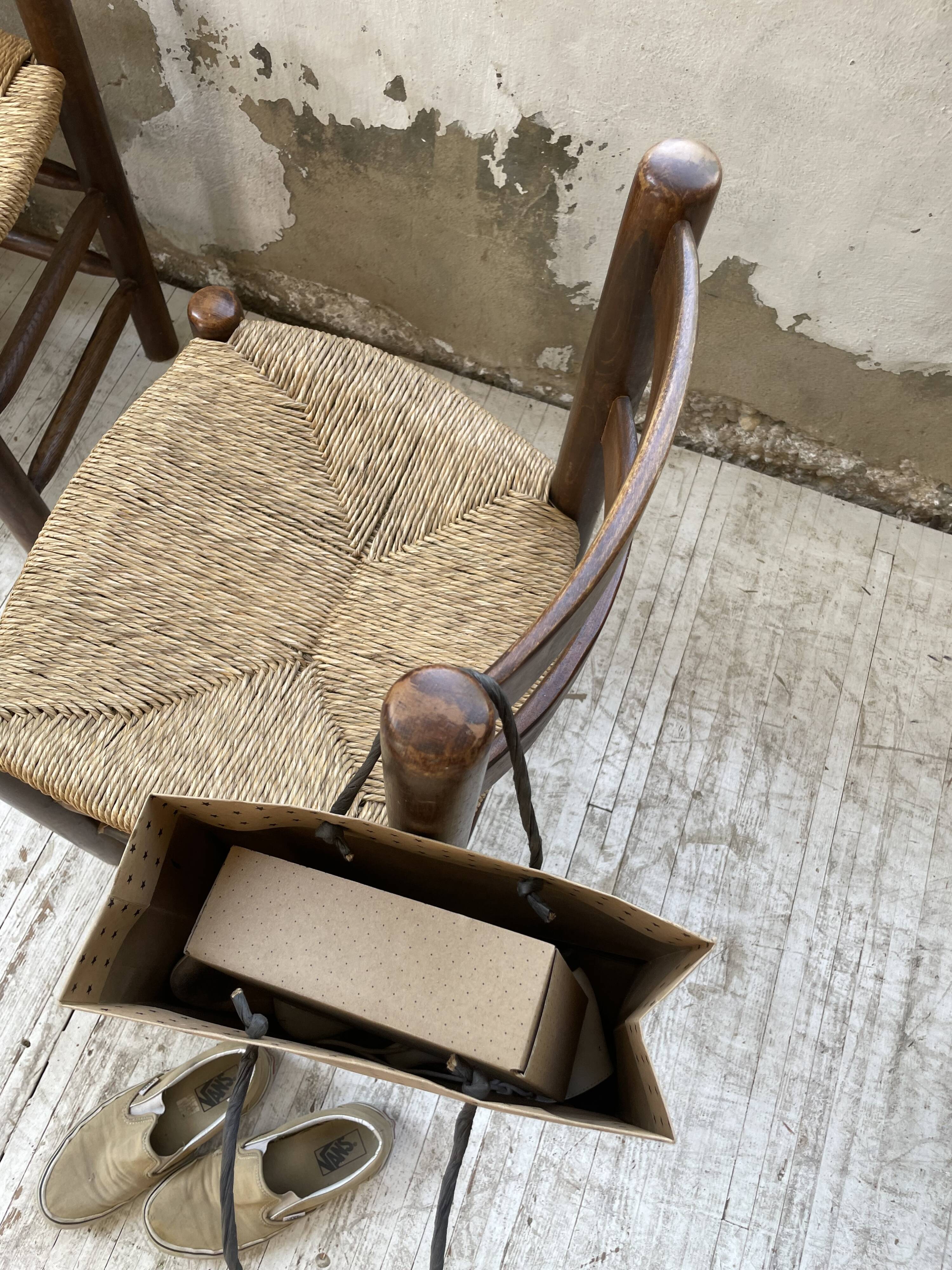 6 straw and oak chairs, mountain furniture