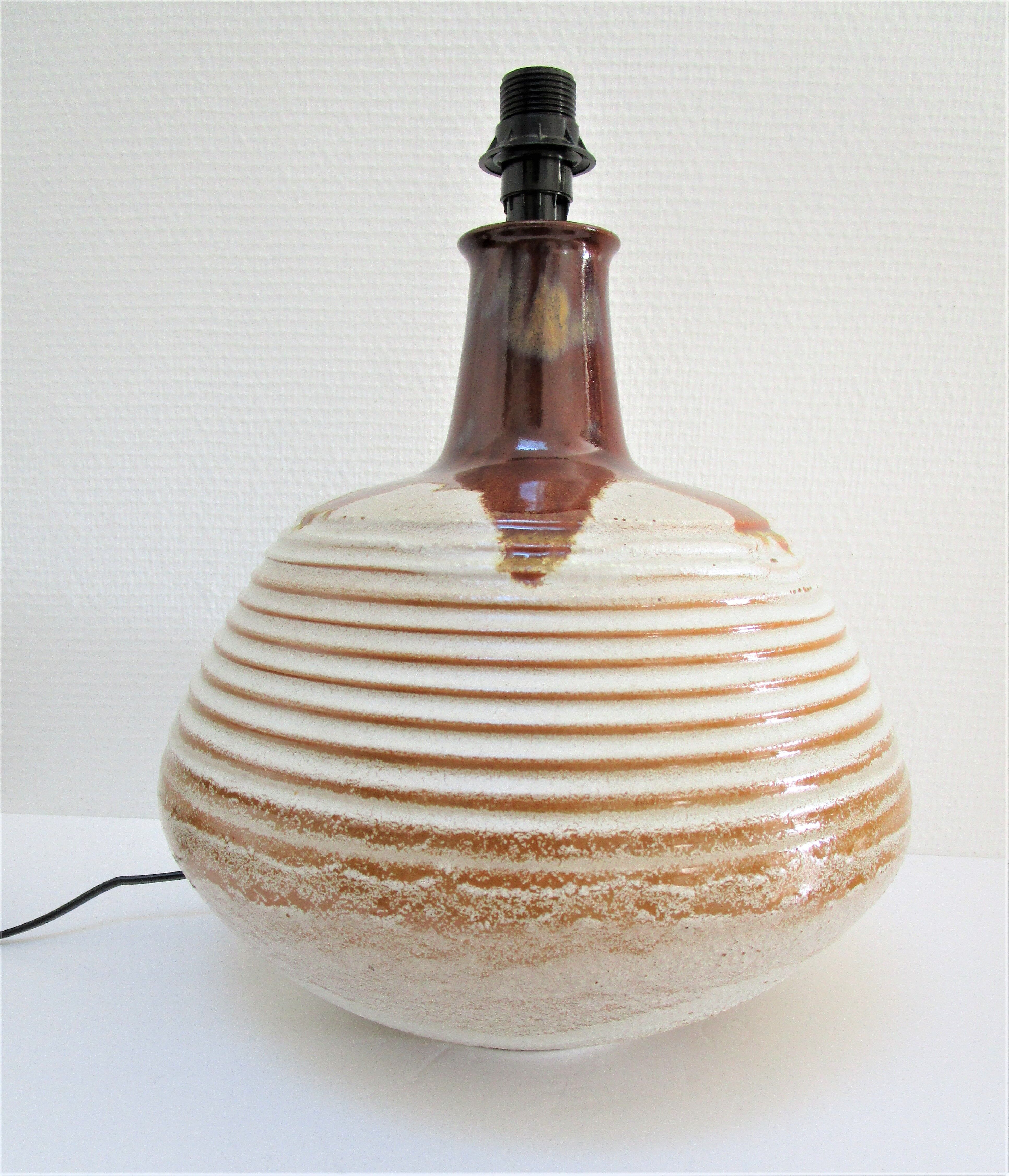 Italian ceramic lamp foot 70s