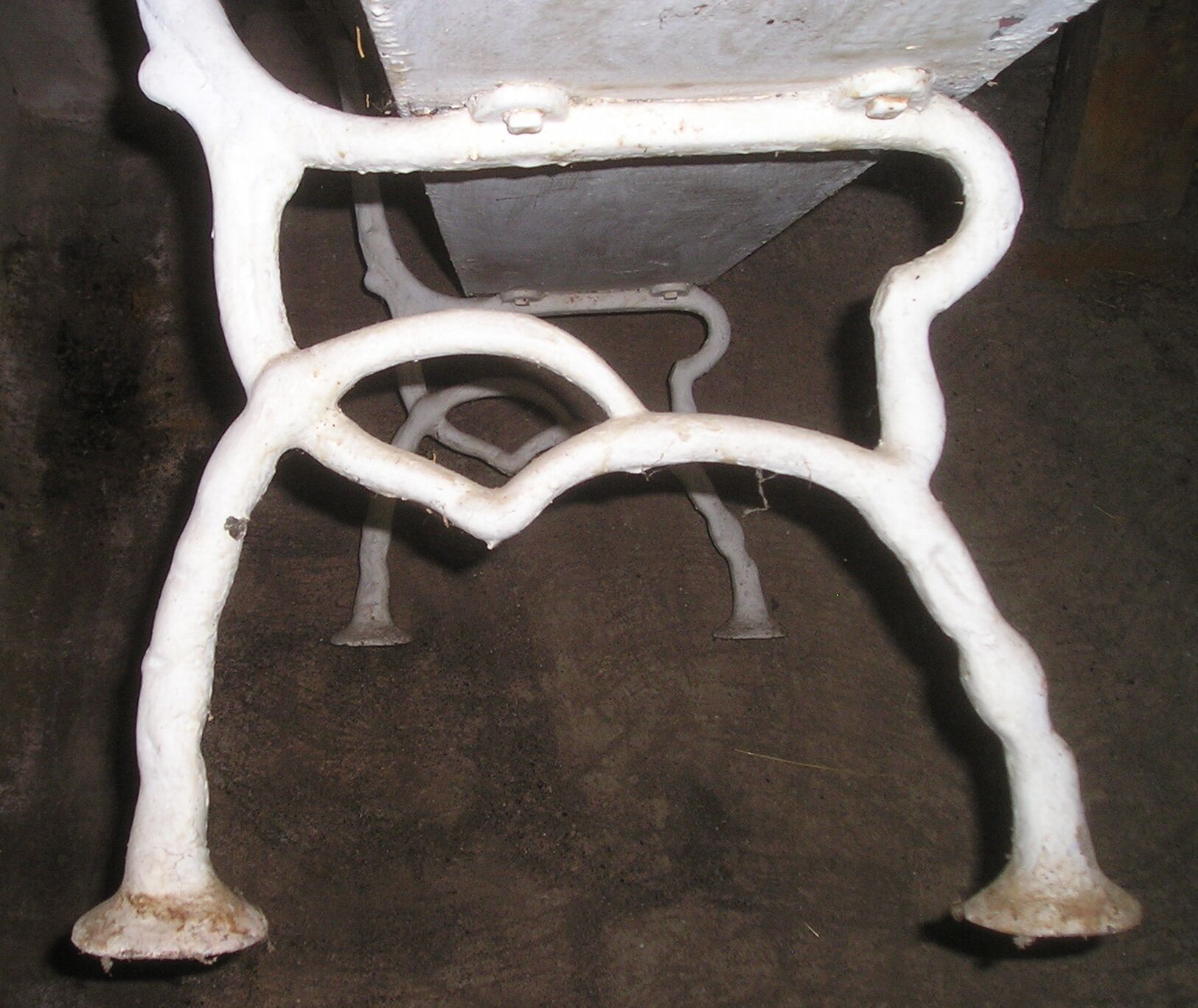 Garden bench oak and cast iron late nineteenth