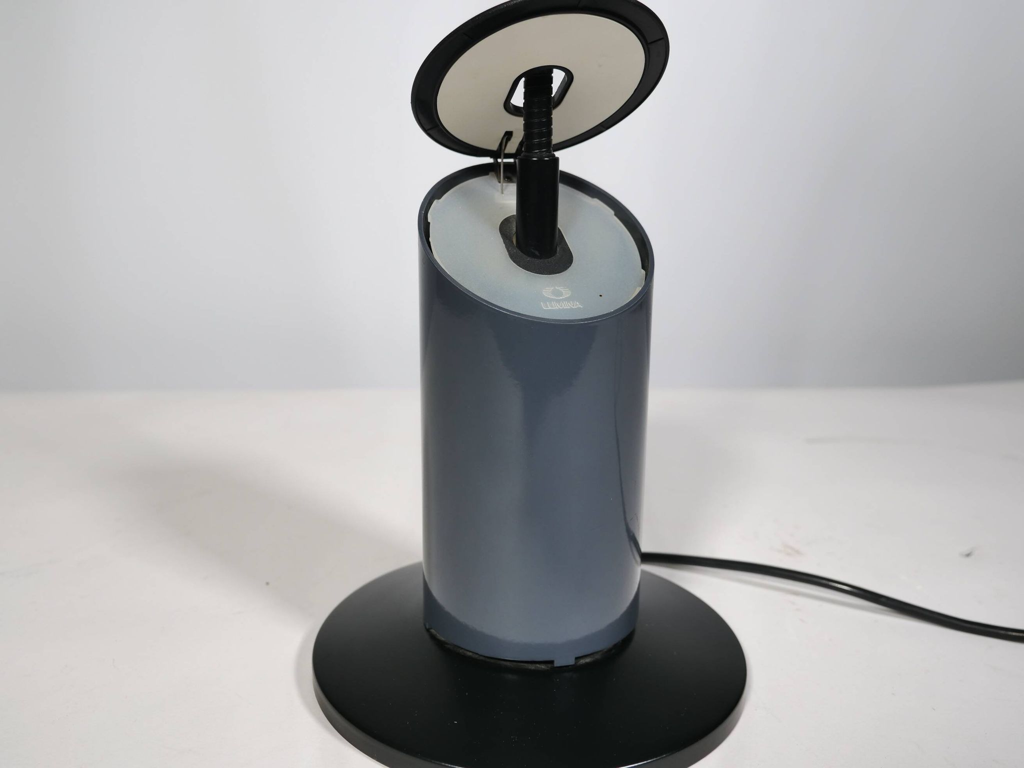 Lampe de table postmoderne Zed par Tommaso Cimini pour Lumina, années 1980.