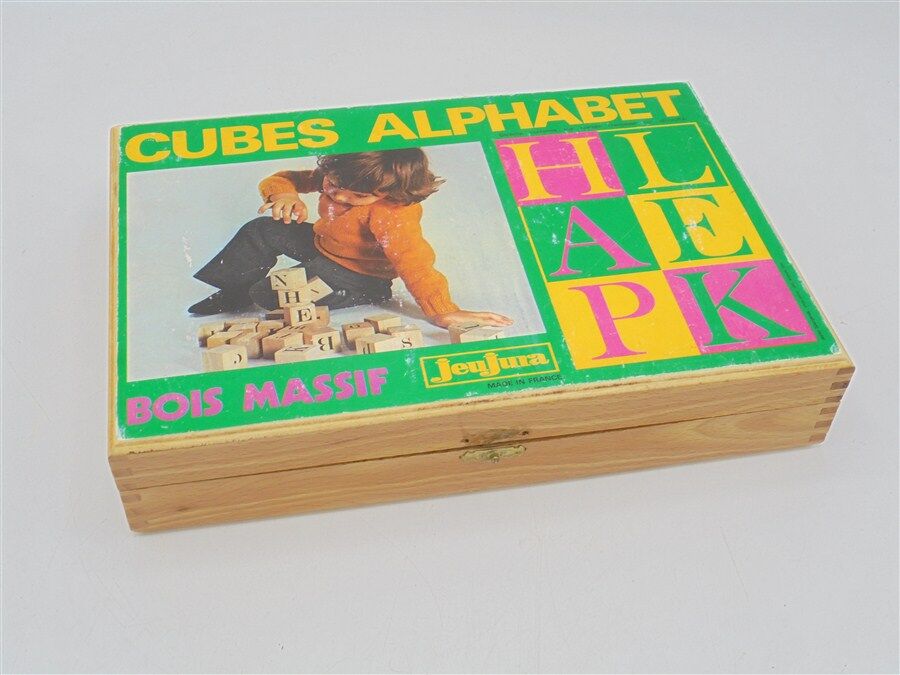 Vintage alphabet cubes game