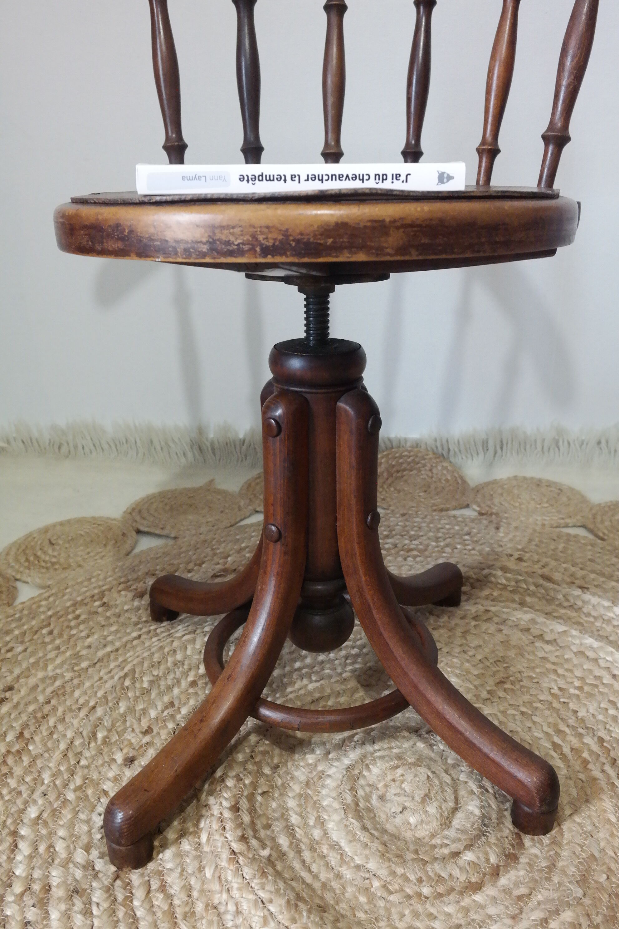 Wooden swivel office chair 20 years