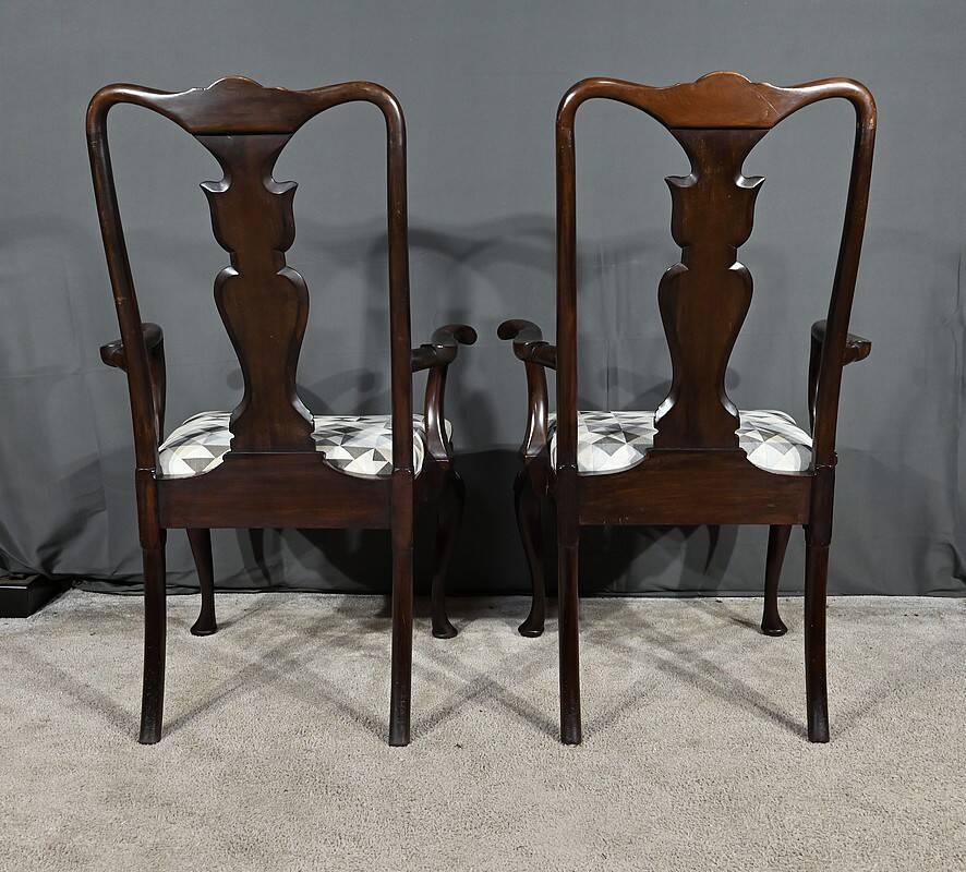 Pair of Chippendale Mahogany Armchairs, England - Early 20th Century