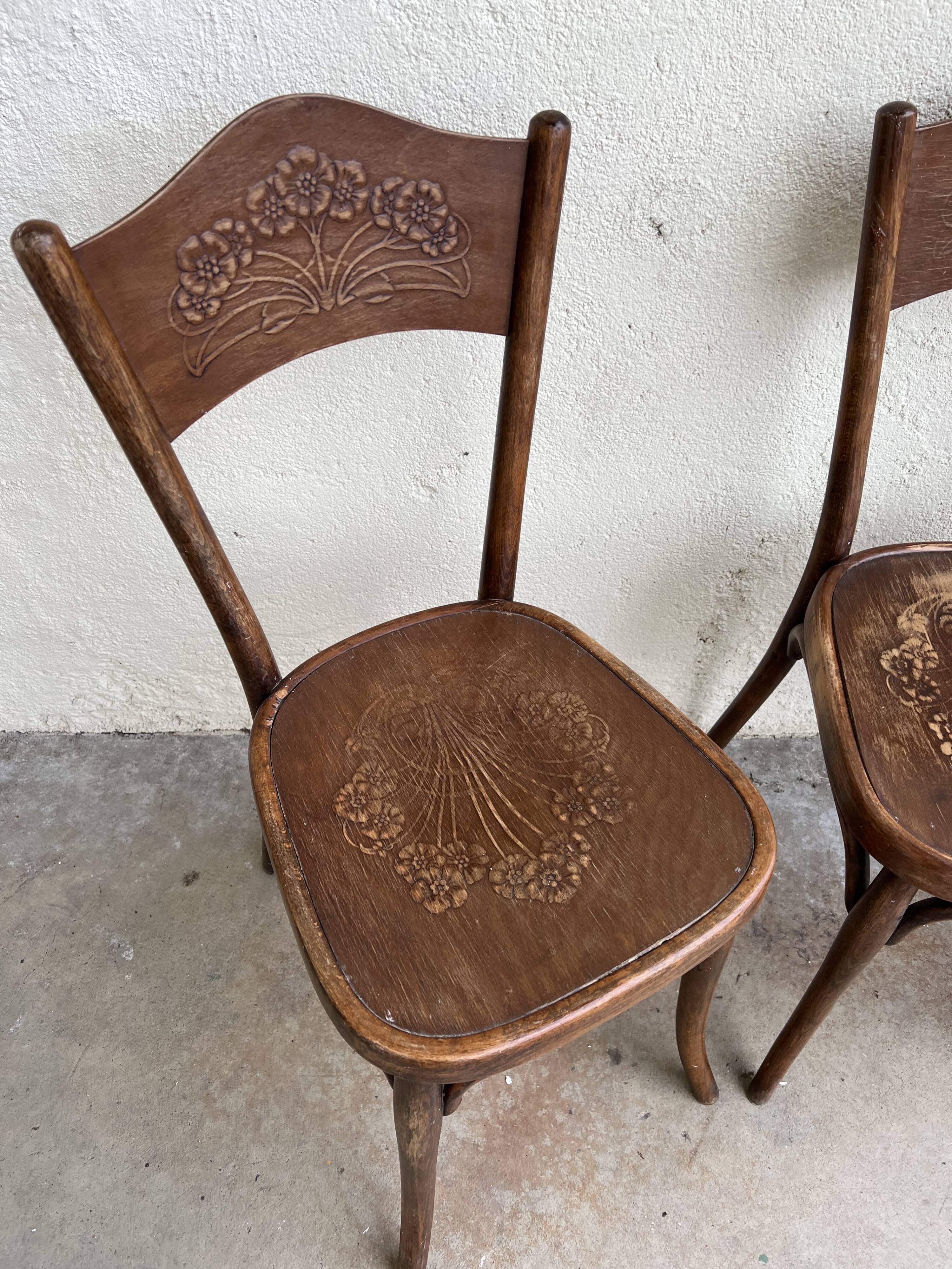 Chairs bistrot thonet