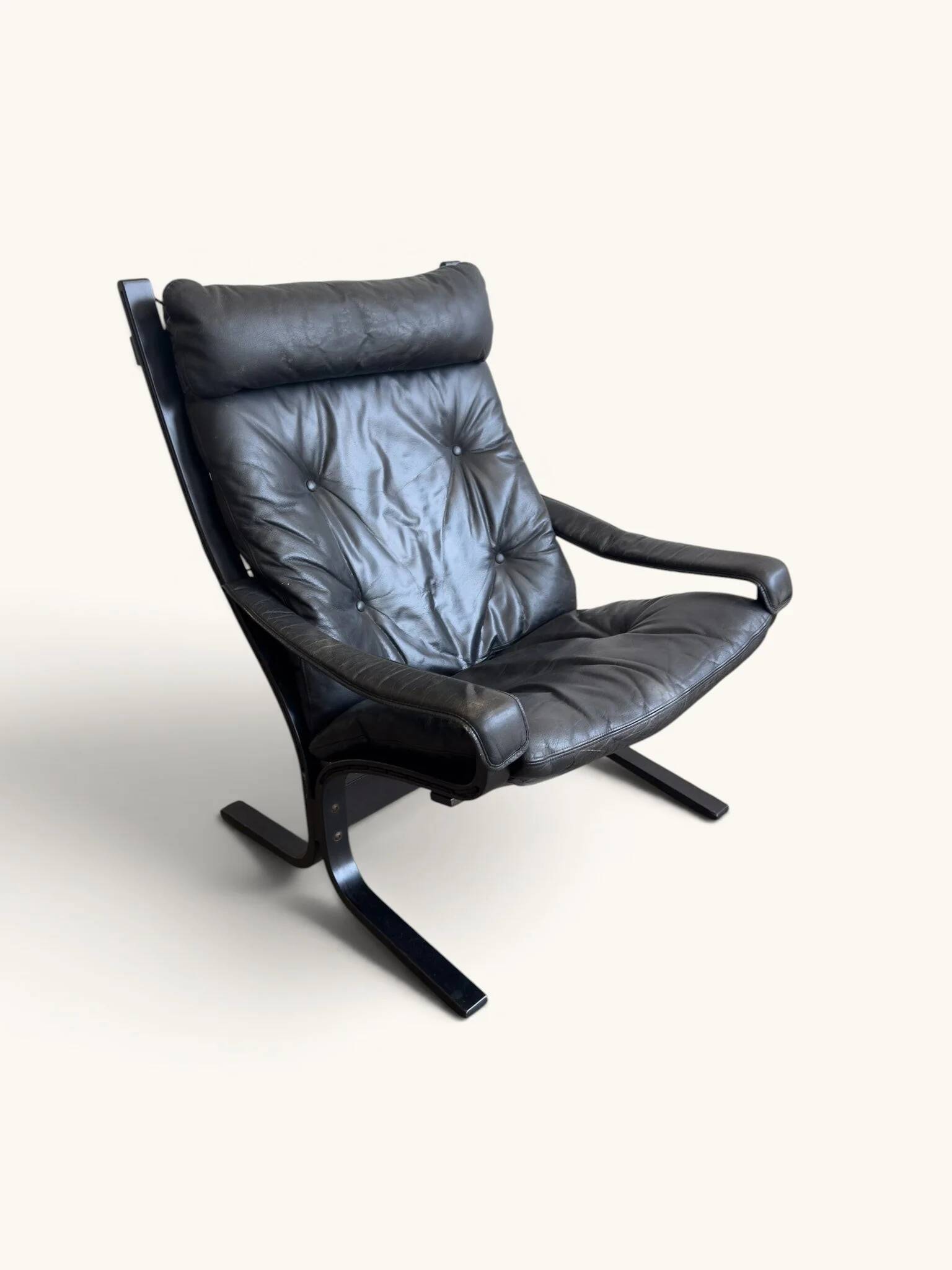 Vintage "Siesta" armchair by Ingmar Relling from 1965 in black leather.
