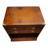 Meuble d'appoint anglais en placage d'if cuir et laiton