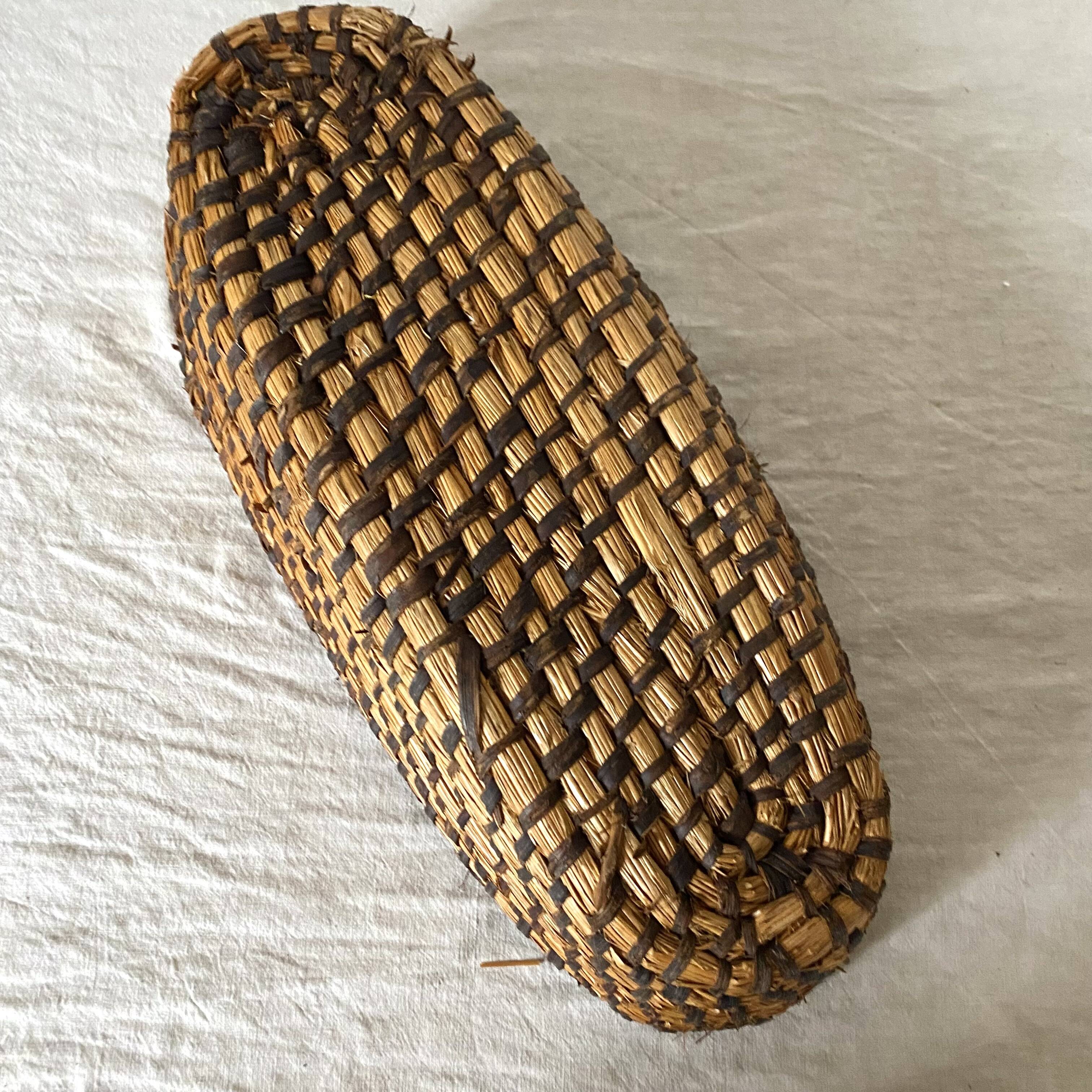 Old bread basket, straw basket
